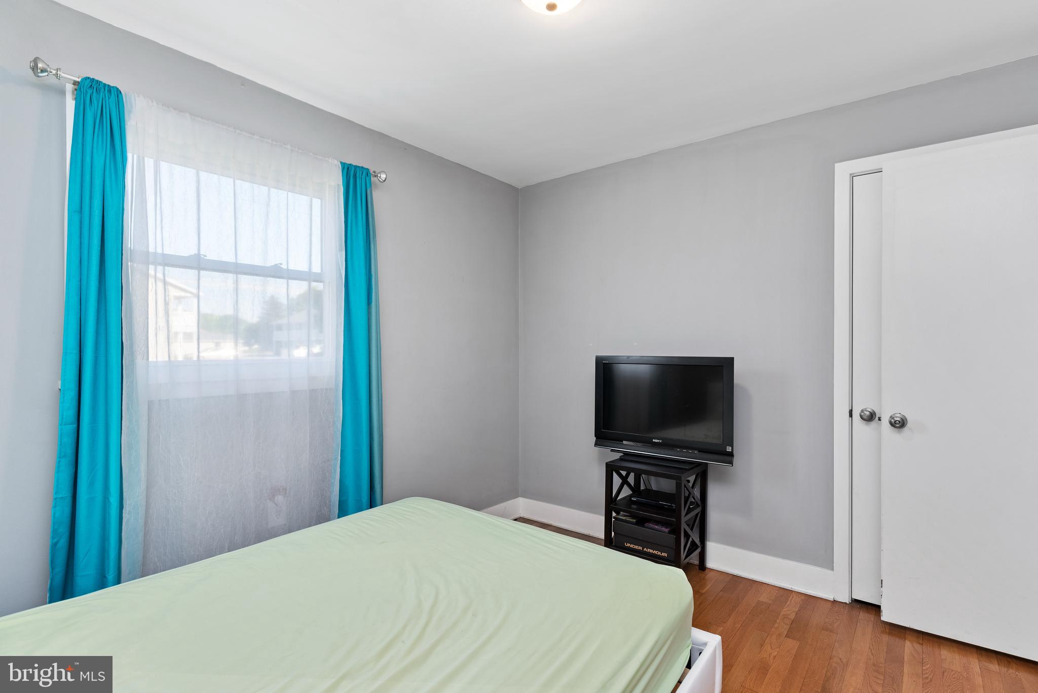 SOUTH MIDDLETON - Residential