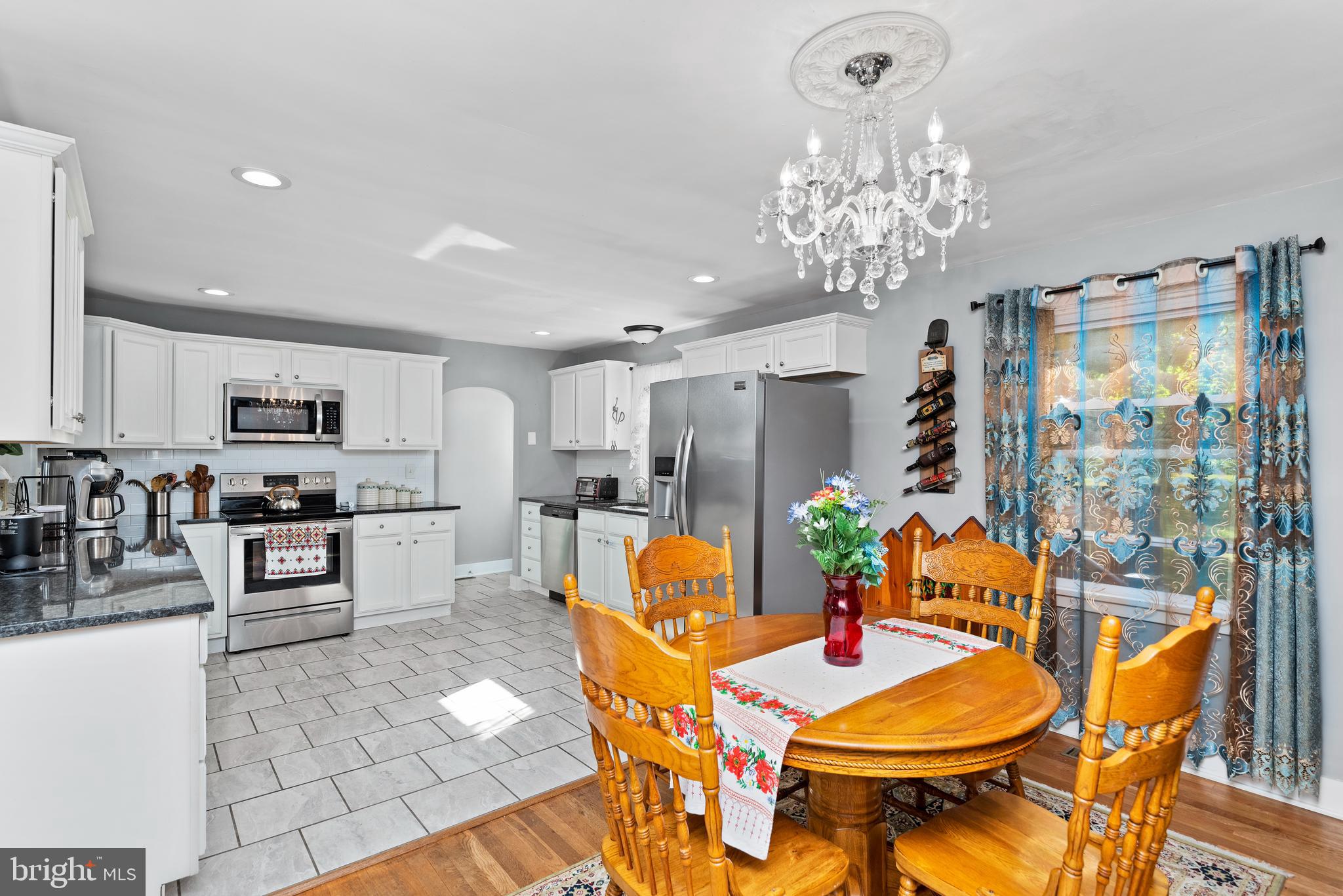 SOUTH MIDDLETON - Residential