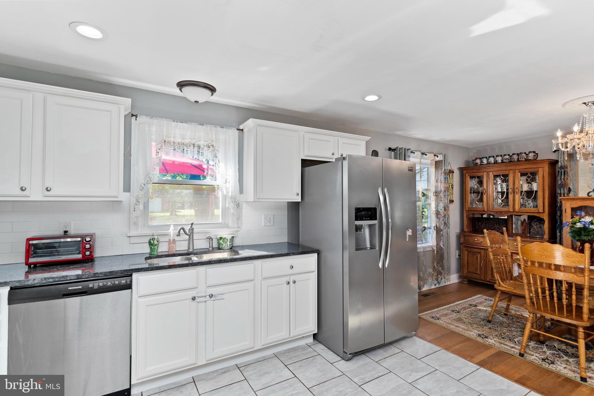 SOUTH MIDDLETON - Residential