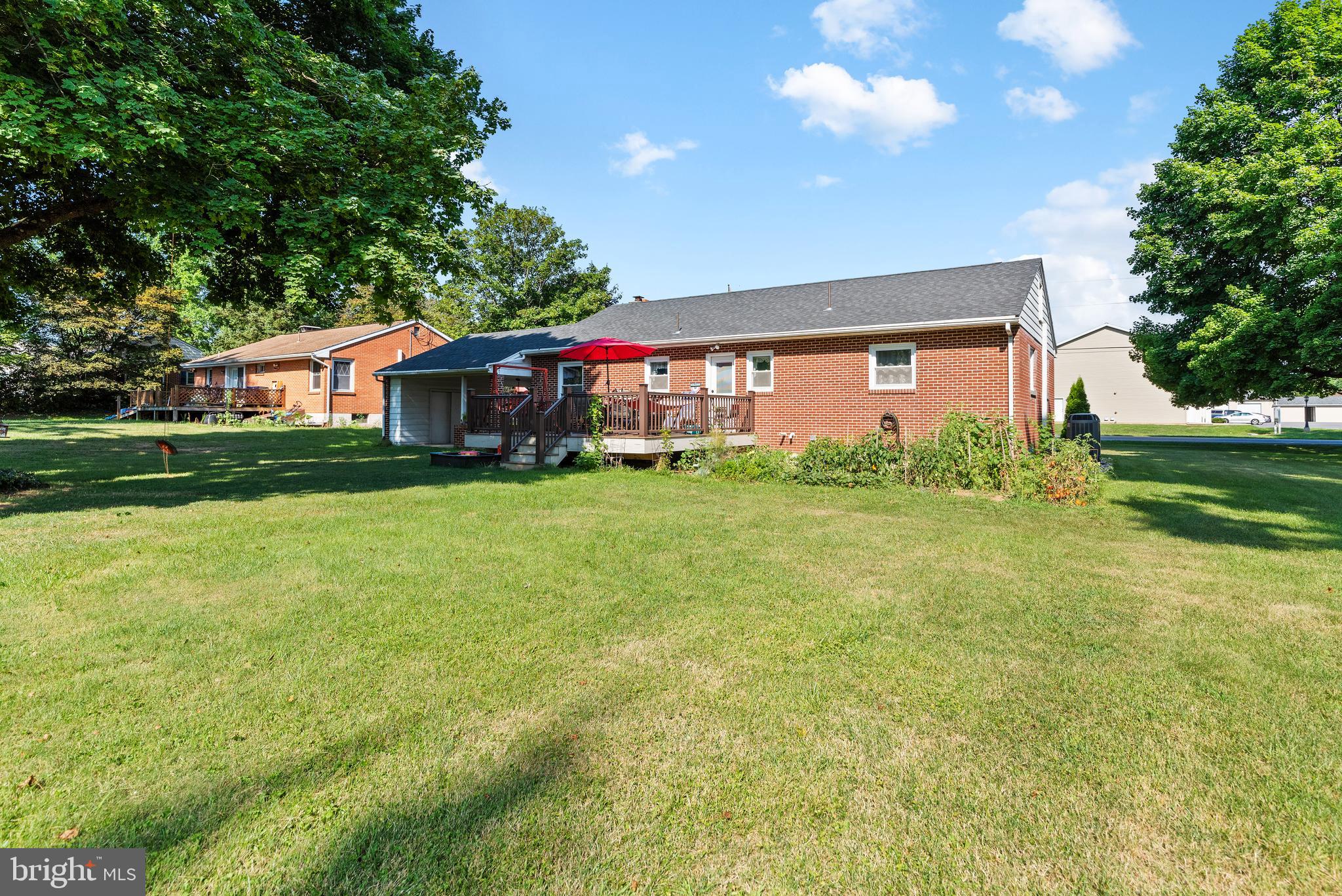 SOUTH MIDDLETON - Residential