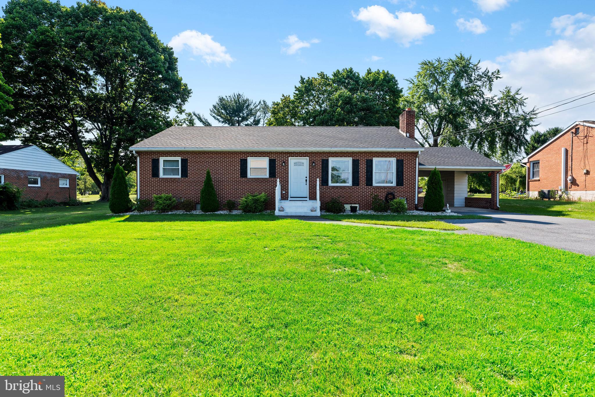 SOUTH MIDDLETON - Residential