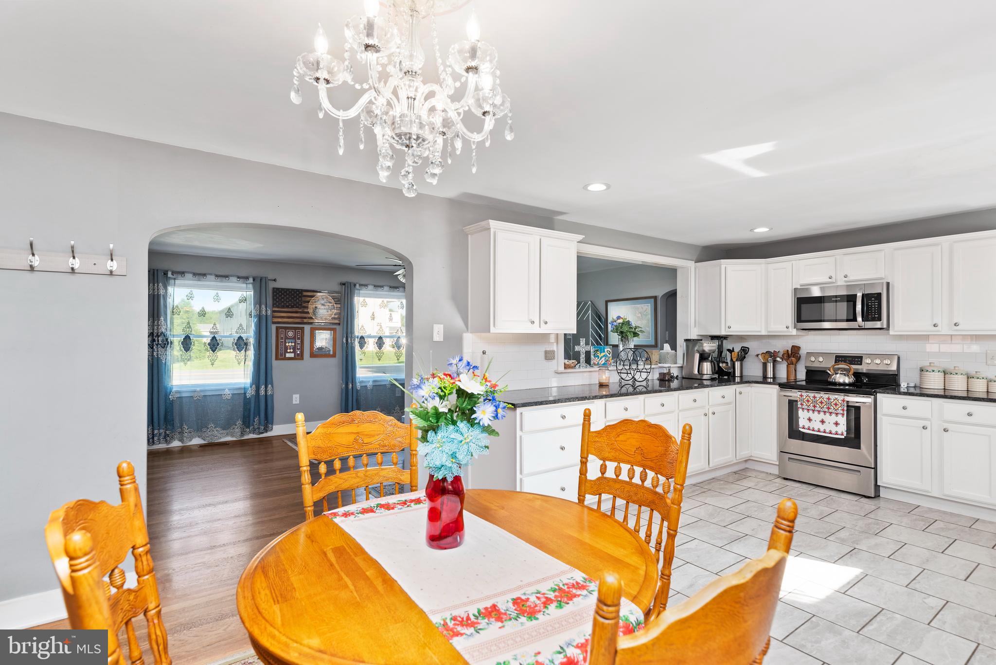 SOUTH MIDDLETON - Residential