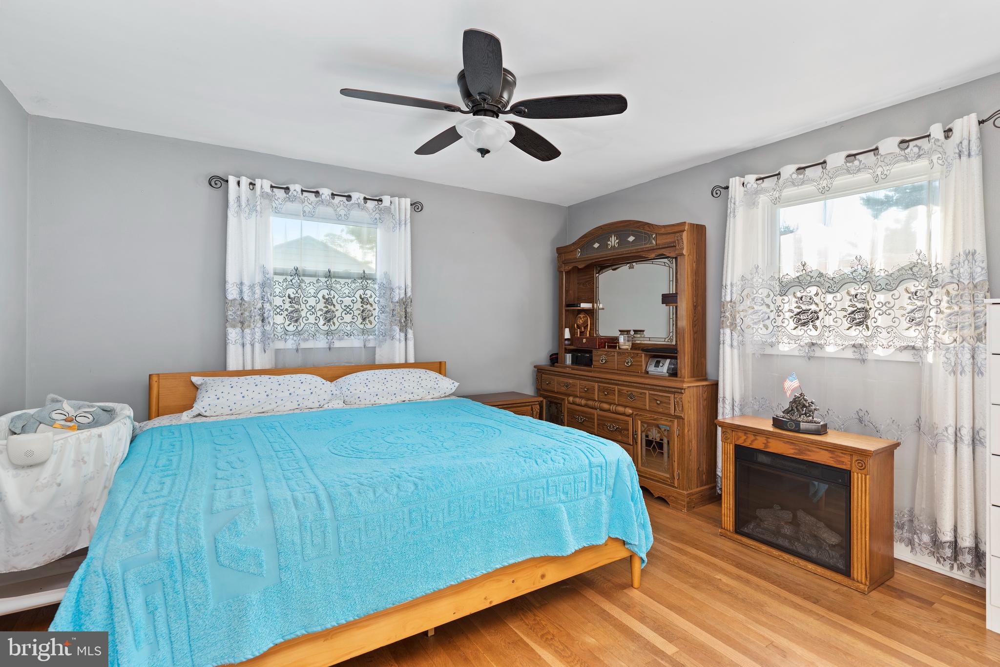 SOUTH MIDDLETON - Residential