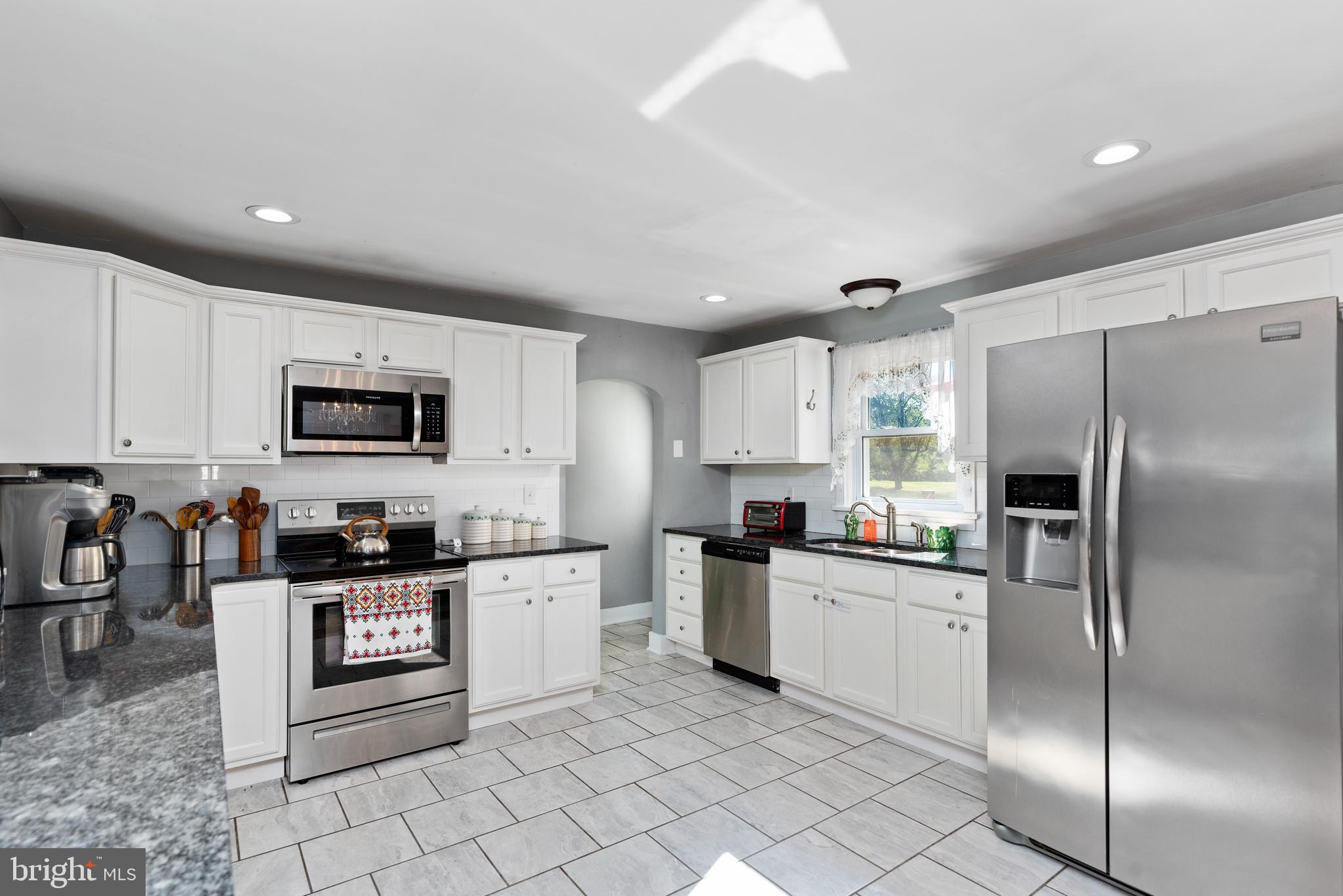 SOUTH MIDDLETON - Residential