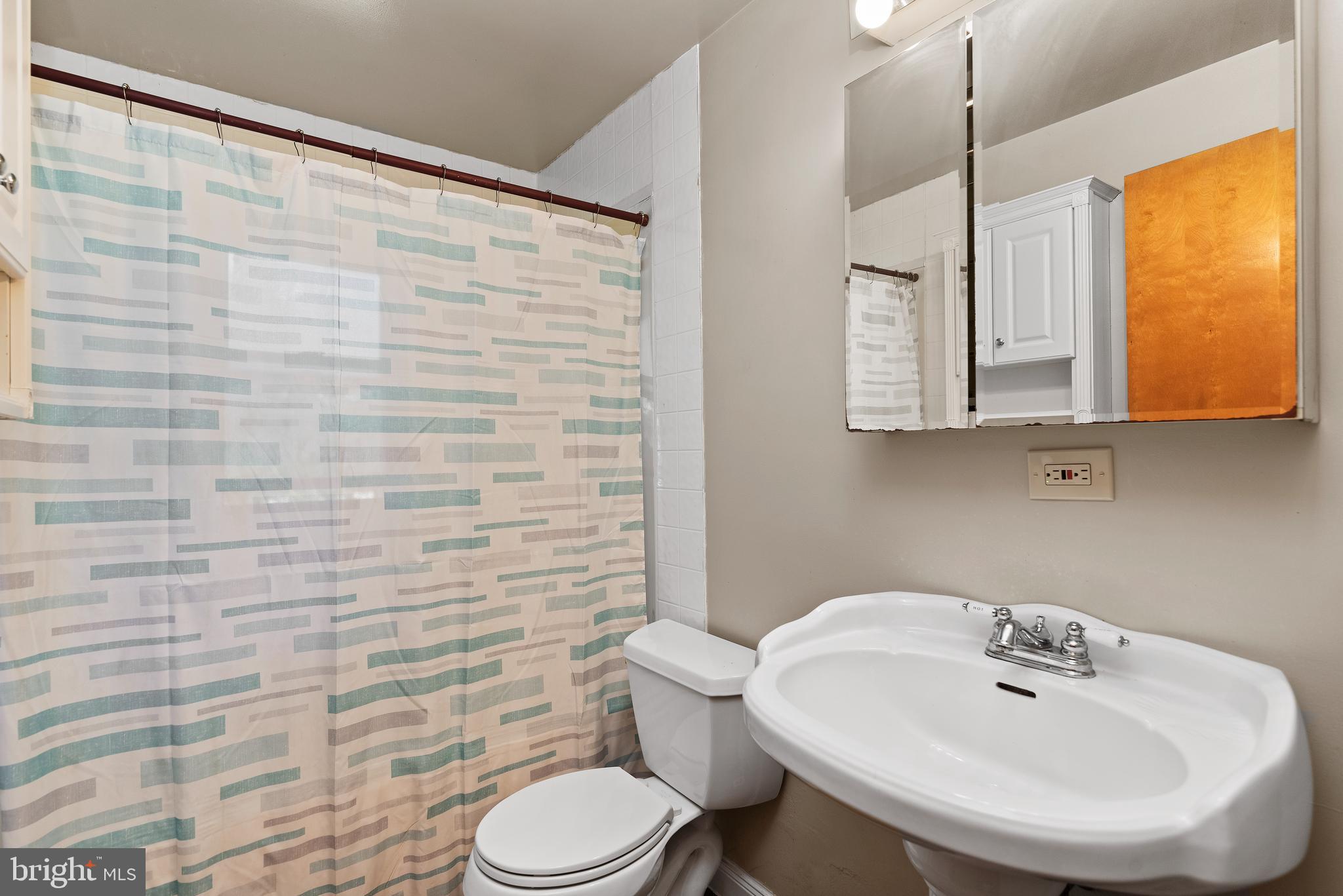 HERWIN VILLAGE - Residential