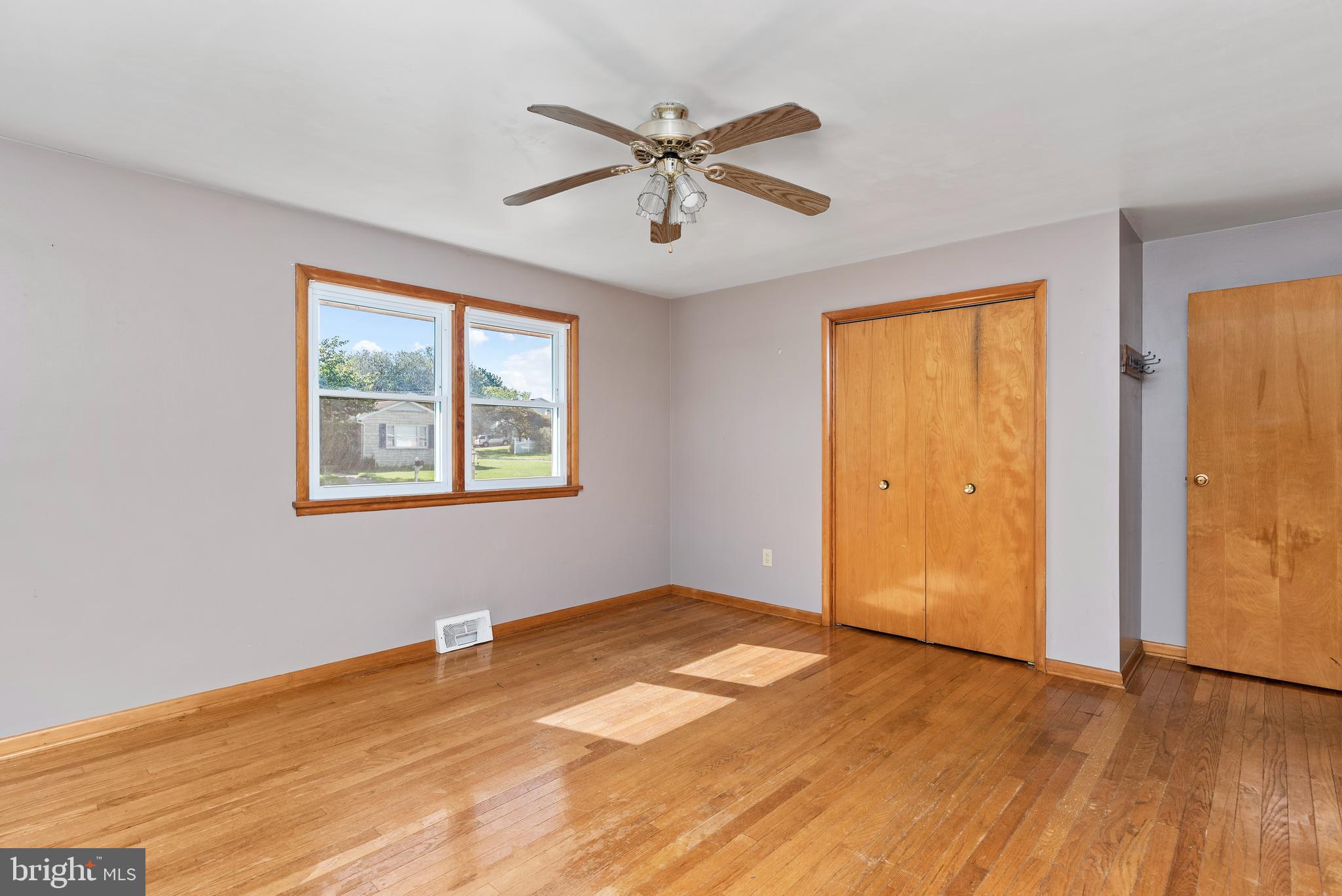 HERWIN VILLAGE - Residential