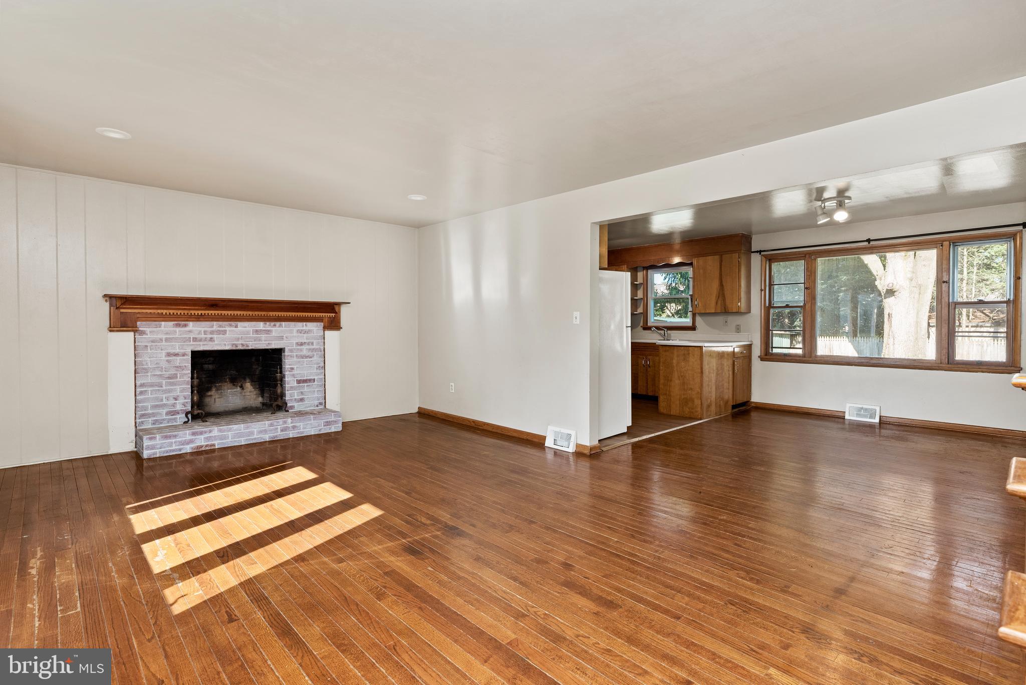 HERWIN VILLAGE - Residential