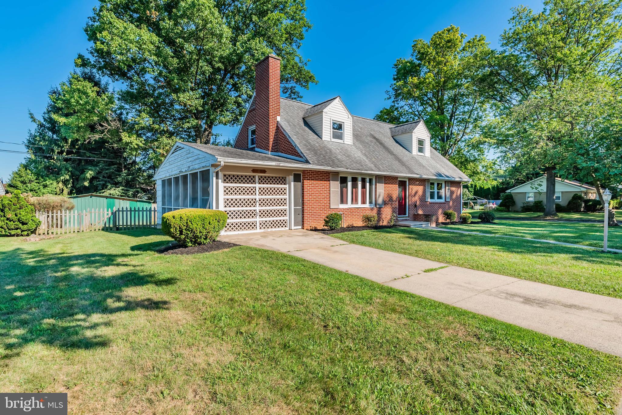 HERWIN VILLAGE - Residential