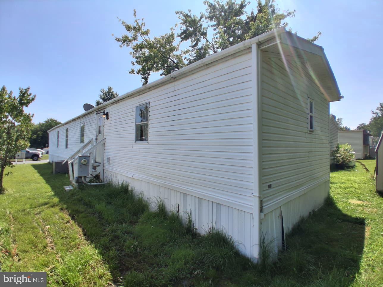 1860 JOHN DRIVE 202