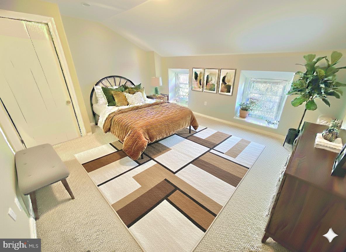 MANAYUNK - Residential Lease