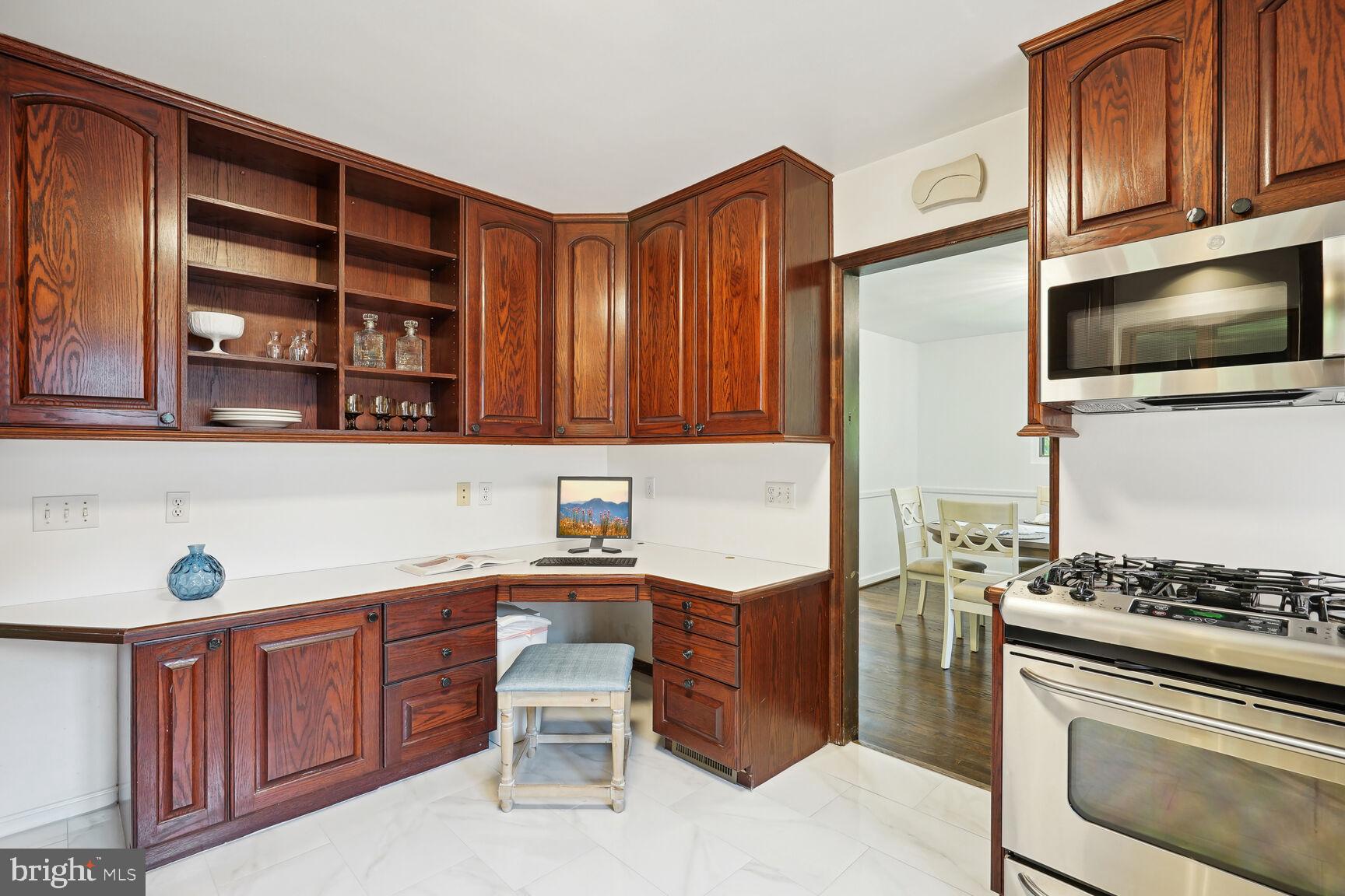 NORTH HILLS - Residential