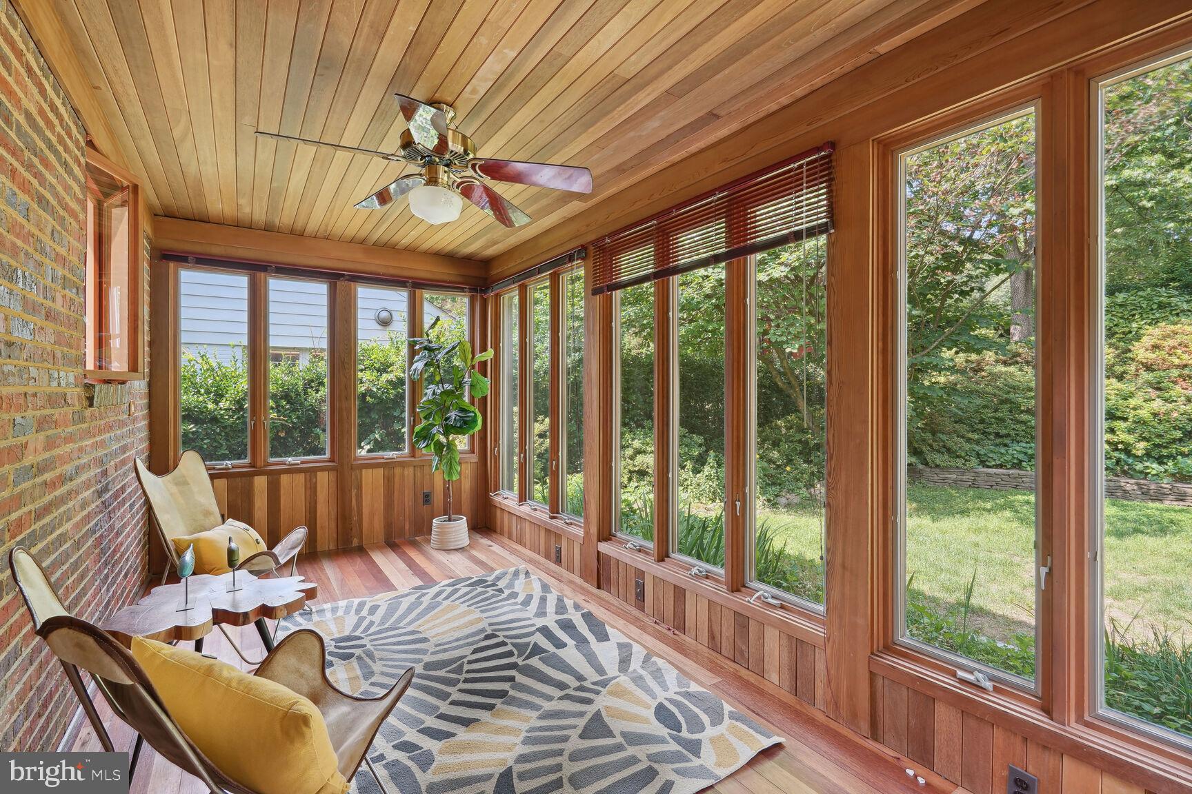 NORTH HILLS - Residential