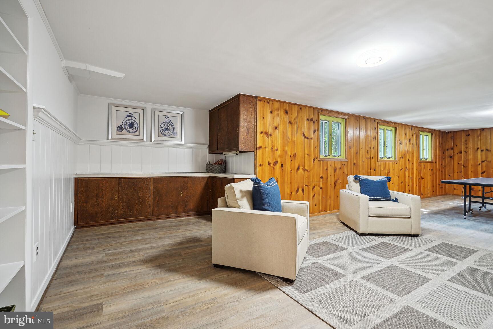 NORTH HILLS - Residential