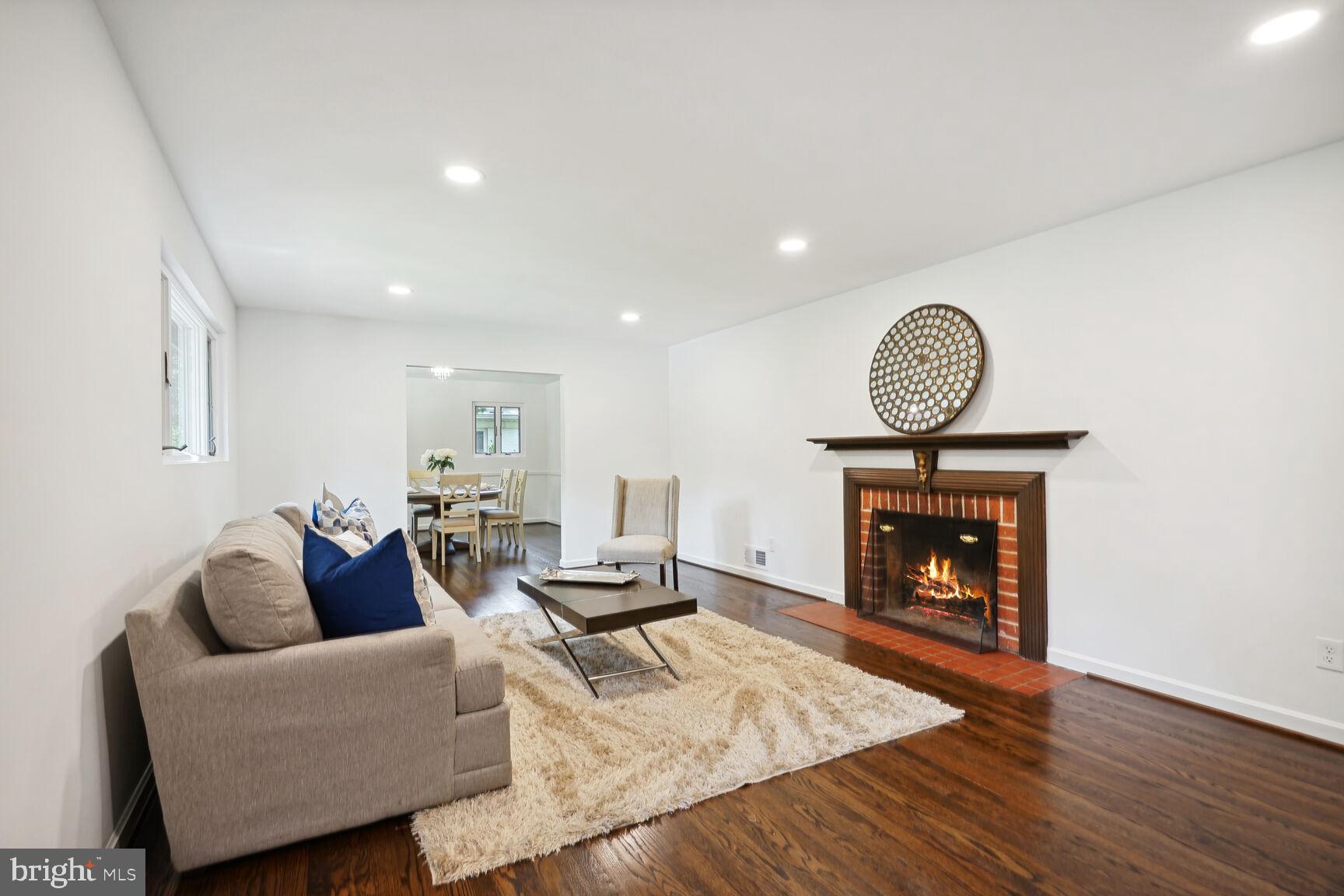 NORTH HILLS - Residential