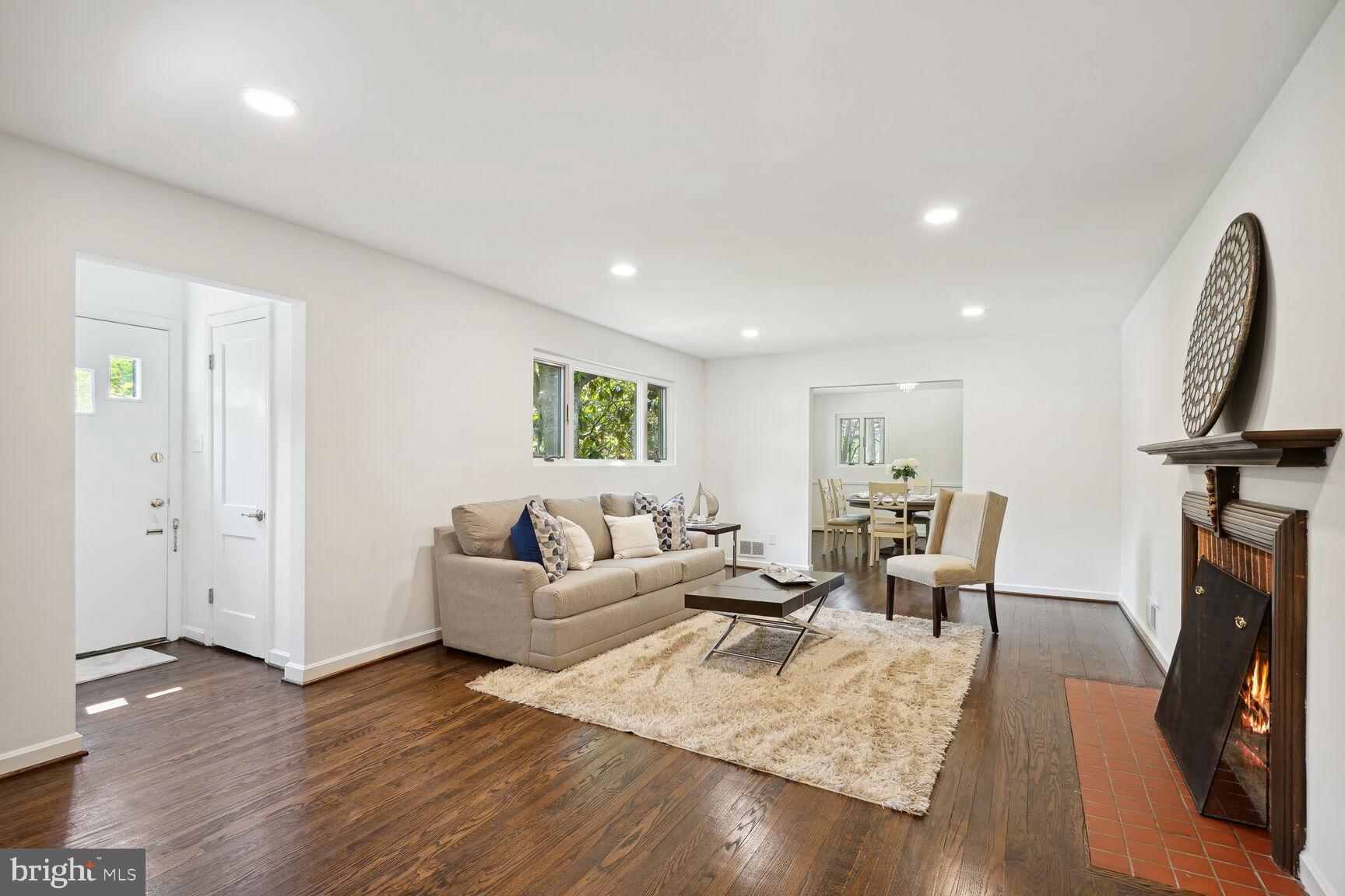 NORTH HILLS - Residential