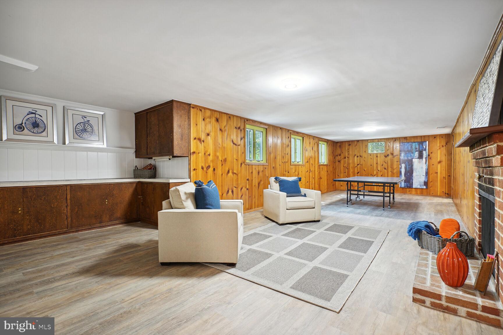 NORTH HILLS - Residential