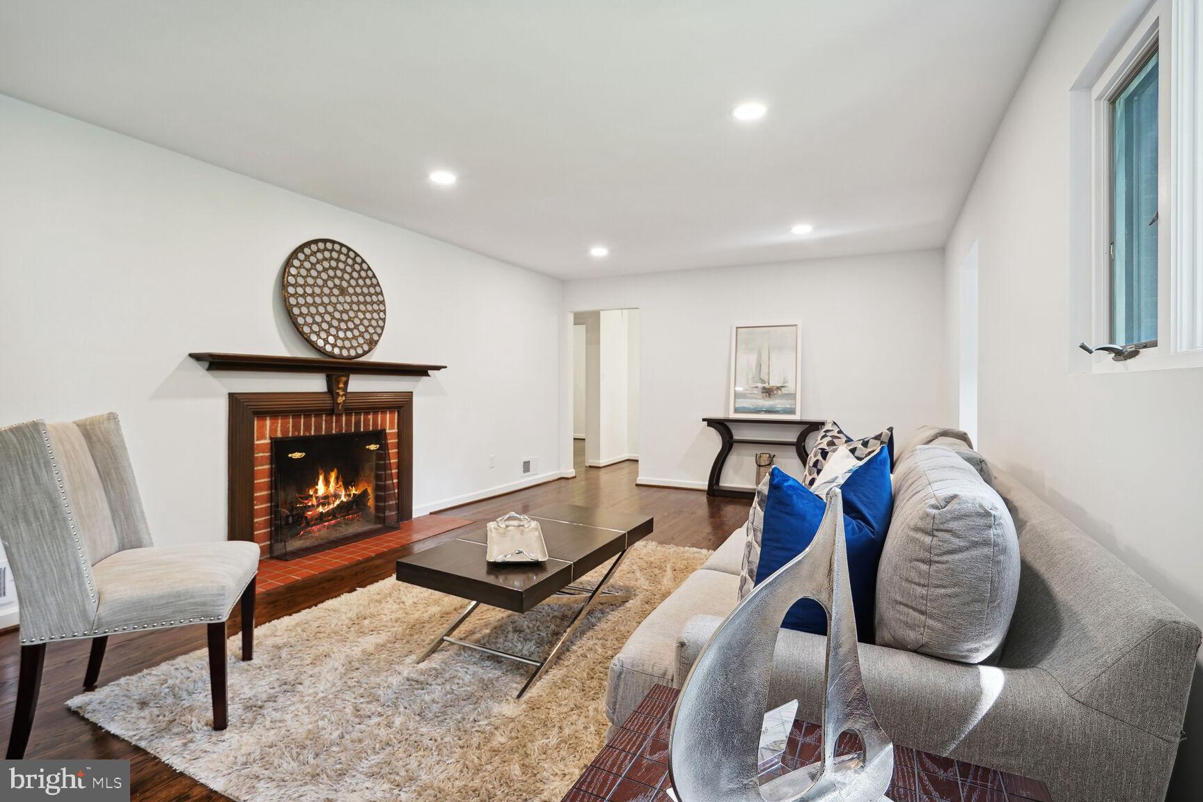 NORTH HILLS - Residential