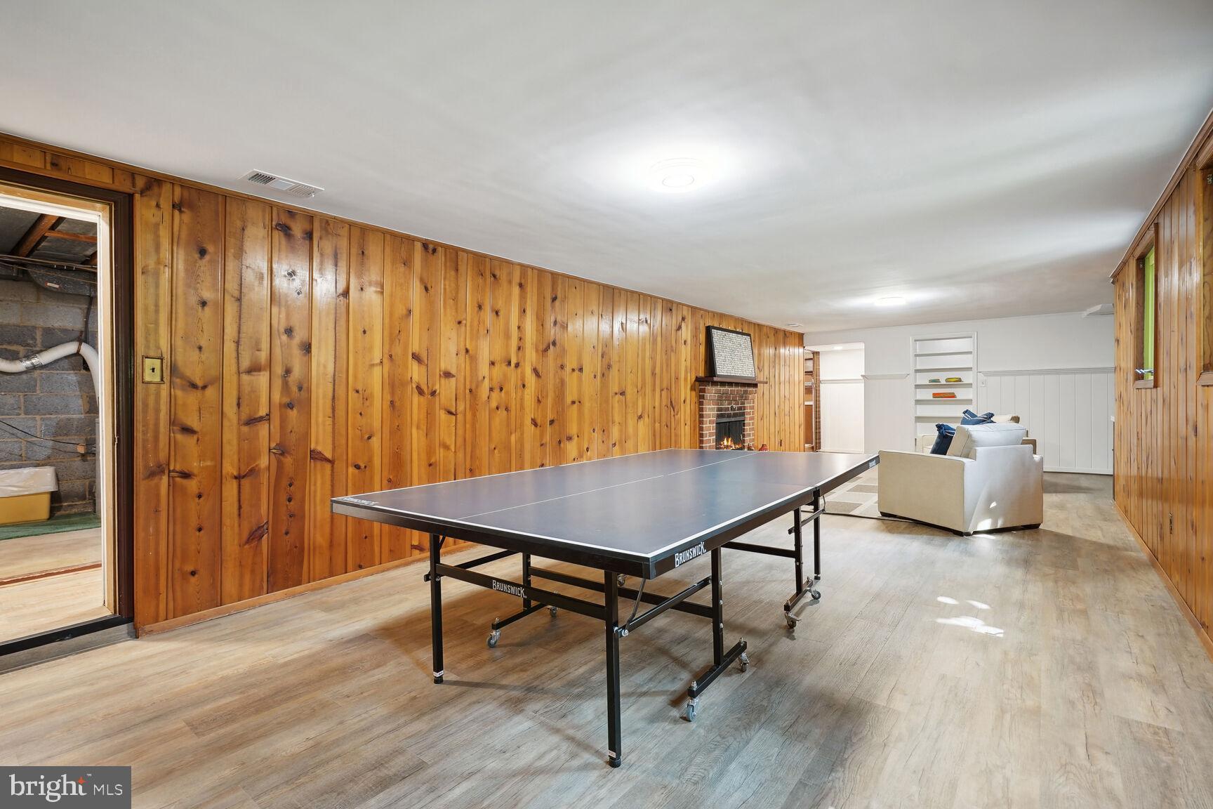 NORTH HILLS - Residential