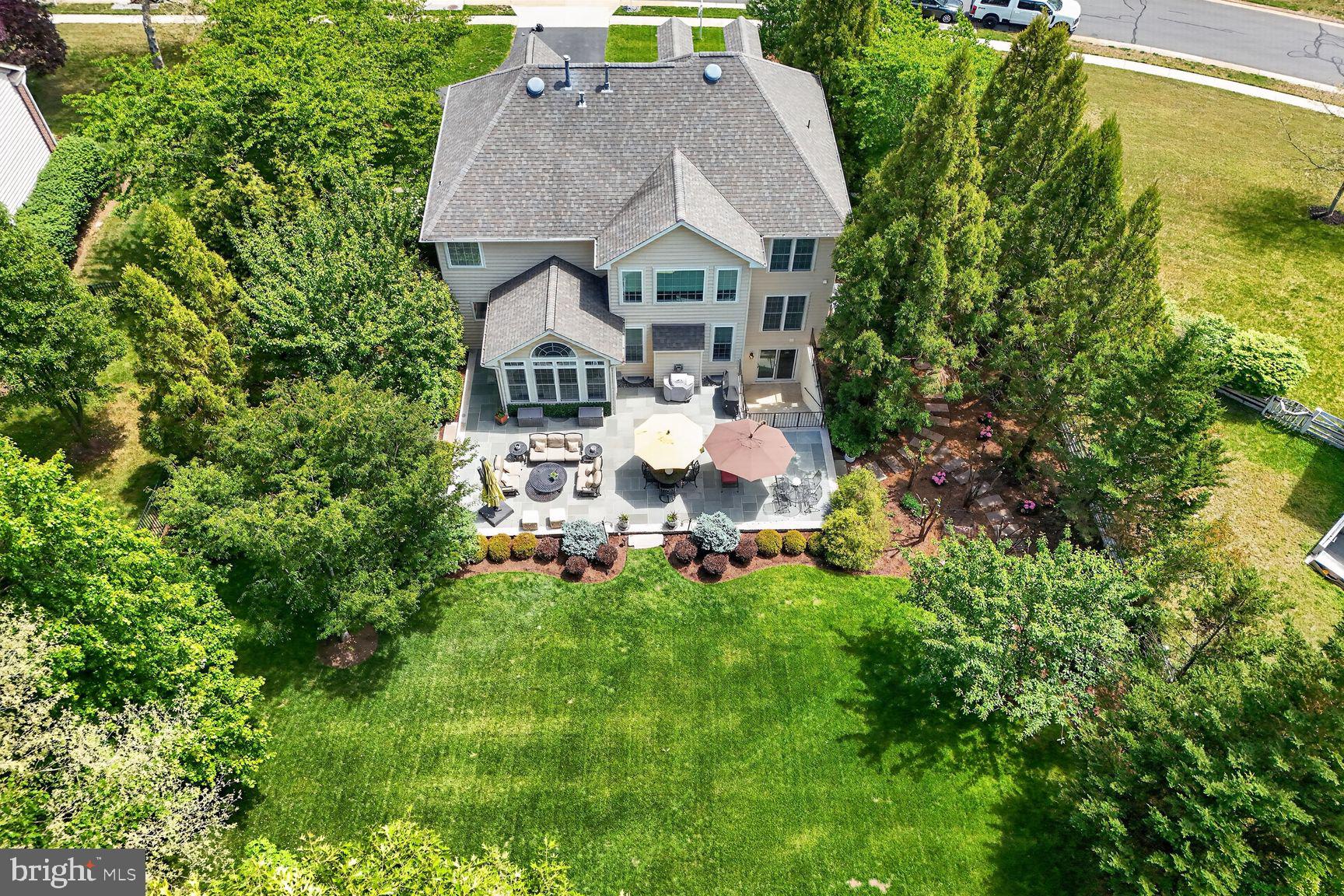 5028 SIGNATURE COURT