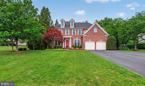 Photo of 5028 Signature Court, HAYMARKET, VA 20169 (MLS # VAPW2118208)