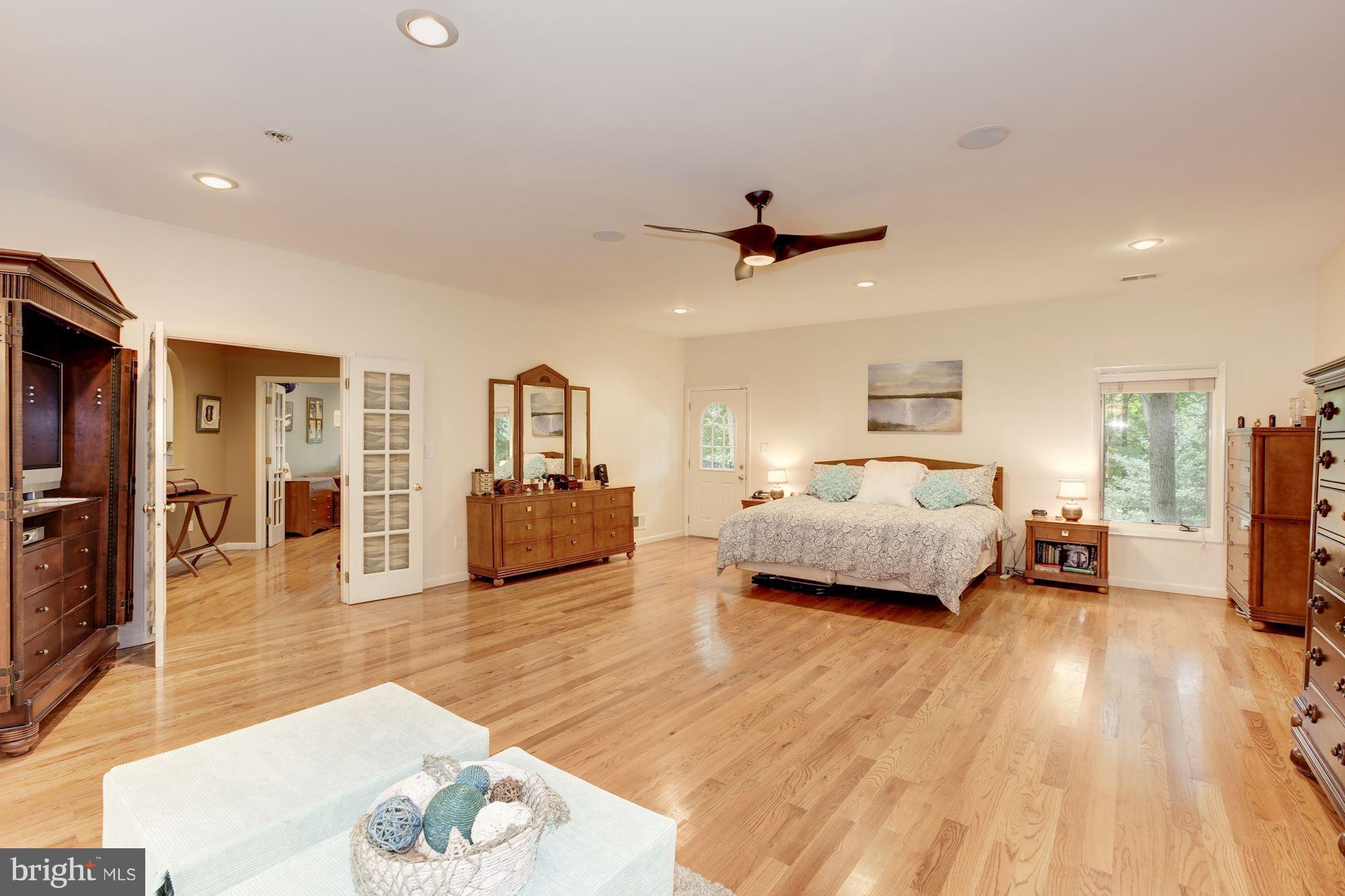 OAK HILL - Residential