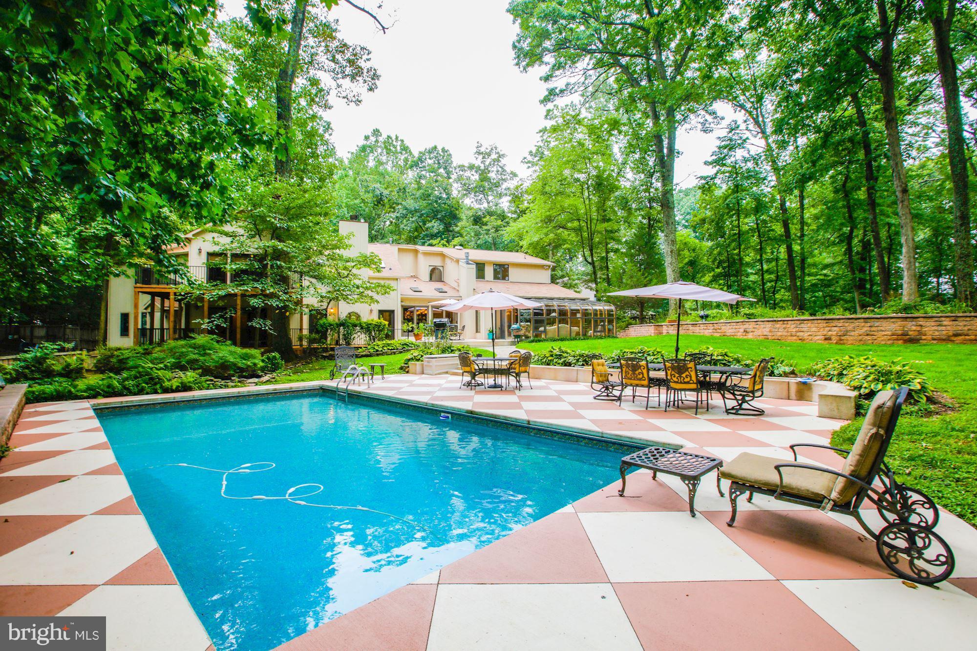 OAK HILL - Residential