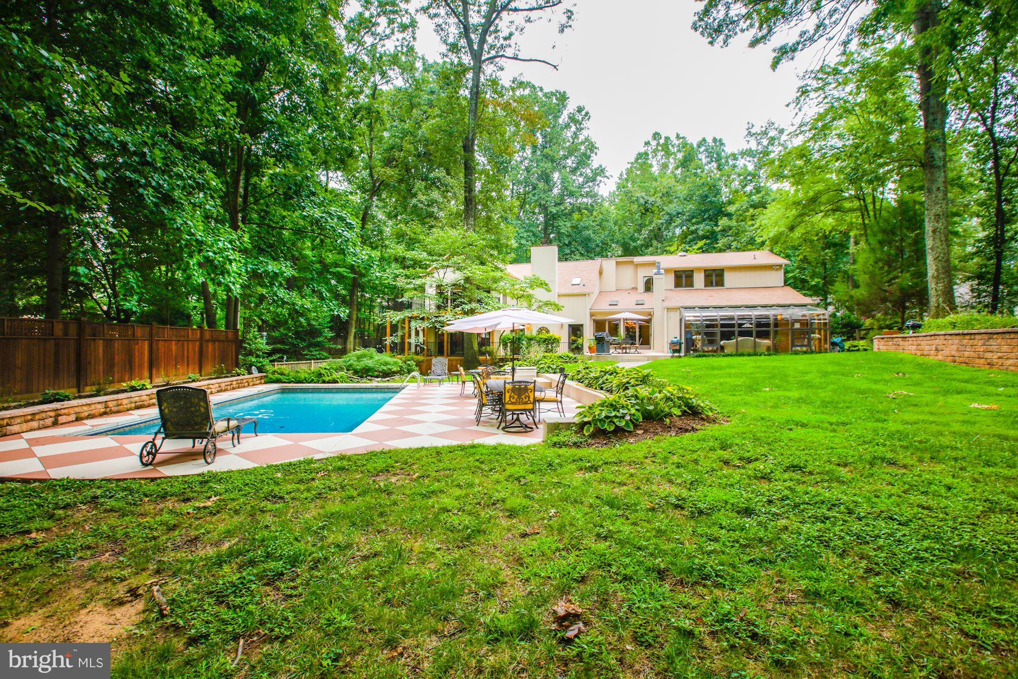 OAK HILL - Residential