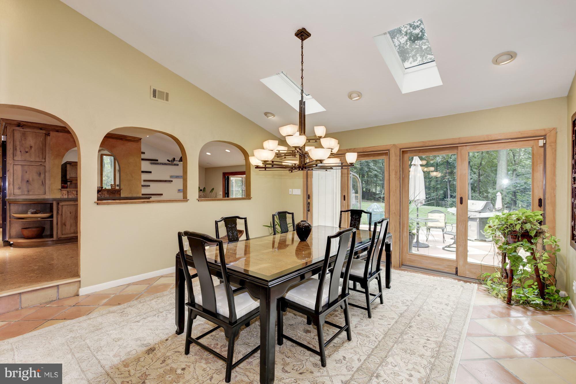 OAK HILL - Residential