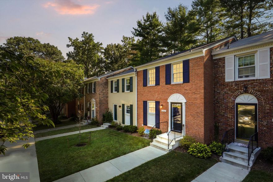 Great location! Gas, water,trash  and sewer is included in the rent. This spacious, 3-level townhome-condo was recently painted.has new flooring in the basement and new kitchen appliances On the main level,  the kitchen has customized cabinets and stainless-steel appliances. The open floor plan showcases a dining room and large living room.  The hardwood flooring throughout the main level continues throughout the 2nd level too. The primary bedroom has a deep closet and an ensuite bathroom. The 2nd and 3rd bedrooms upstairs share the hall bathroom that has a new vanity.  It has a walkout basement that has a family room with half a bath and  laundry room. Basement opens onto a spacious backyard that has a new patio and shed .  Community amenities include an outdoor pool, picnic area, and basketball court. Close to  Springfield Plaza - Giant, Trader Joe's CVS ,Springfield Town Center - Home Depot, Target, Dave & Busters, PetsMart ,Hidden Pond Nature Center , Lake Accotink Park  Convenient to Springfield-Franconia Metro  95 / 395, and 495.
PETS WELCOME on a case -by- case basis. Note that we do not use the Zillow application .Confirm  that the application window is still open prior to submitting an application. All application fees are non-refundable. Property will be professionally managed by Globe Trotter Properties LLC, an equal opportunity housing firm.