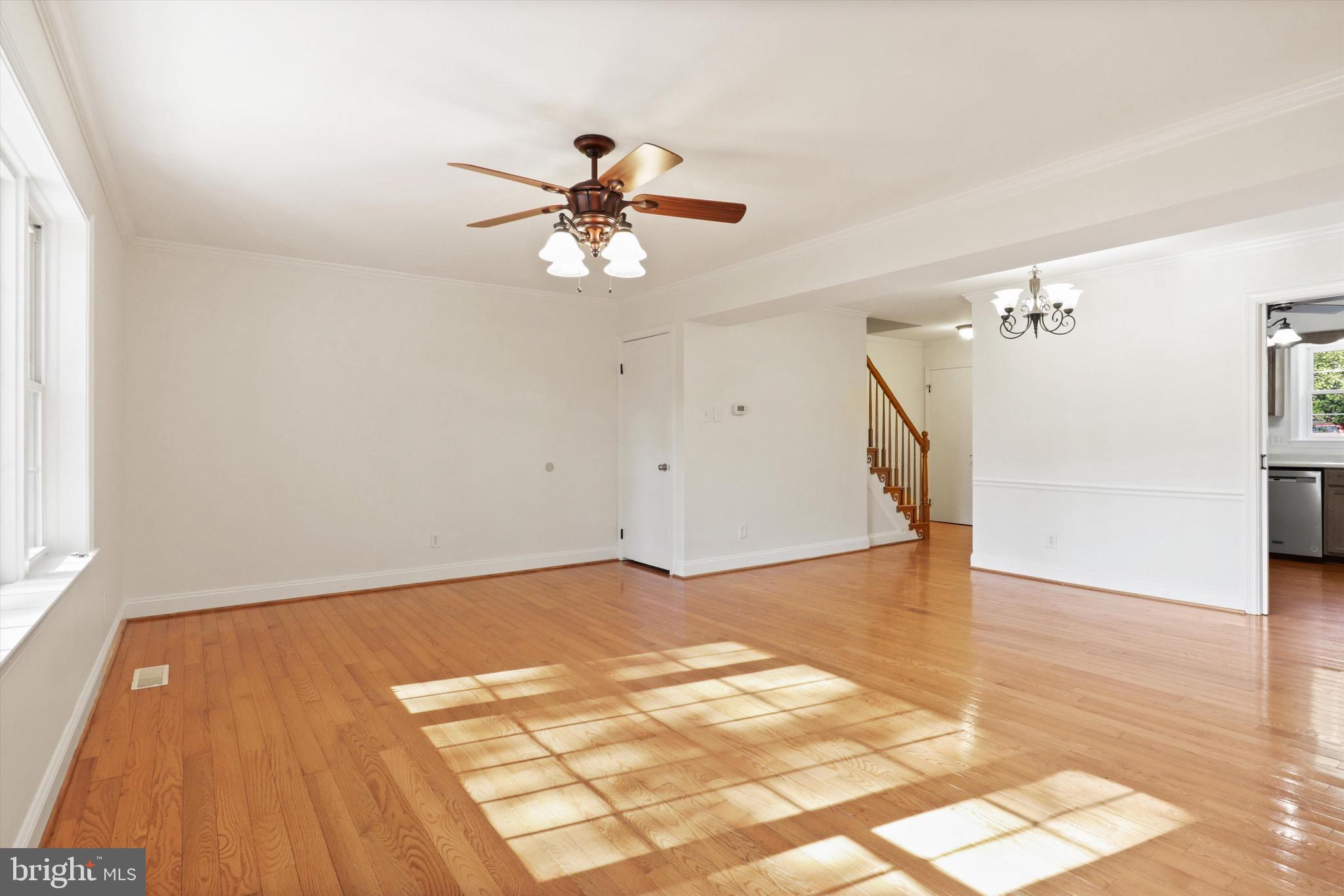 CARDINAL SQUARE - Residential Lease