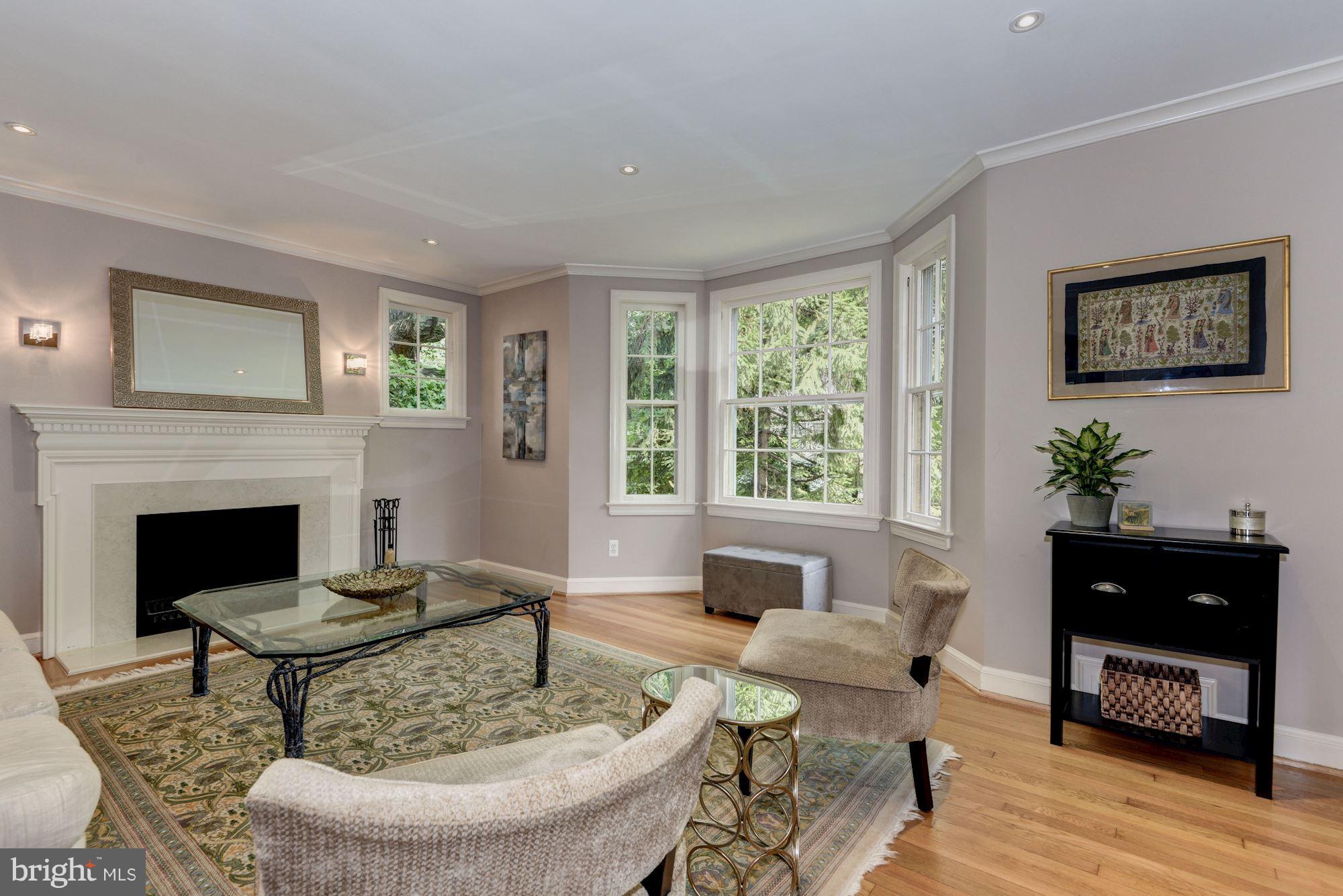 CHEVY CHASE - Residential