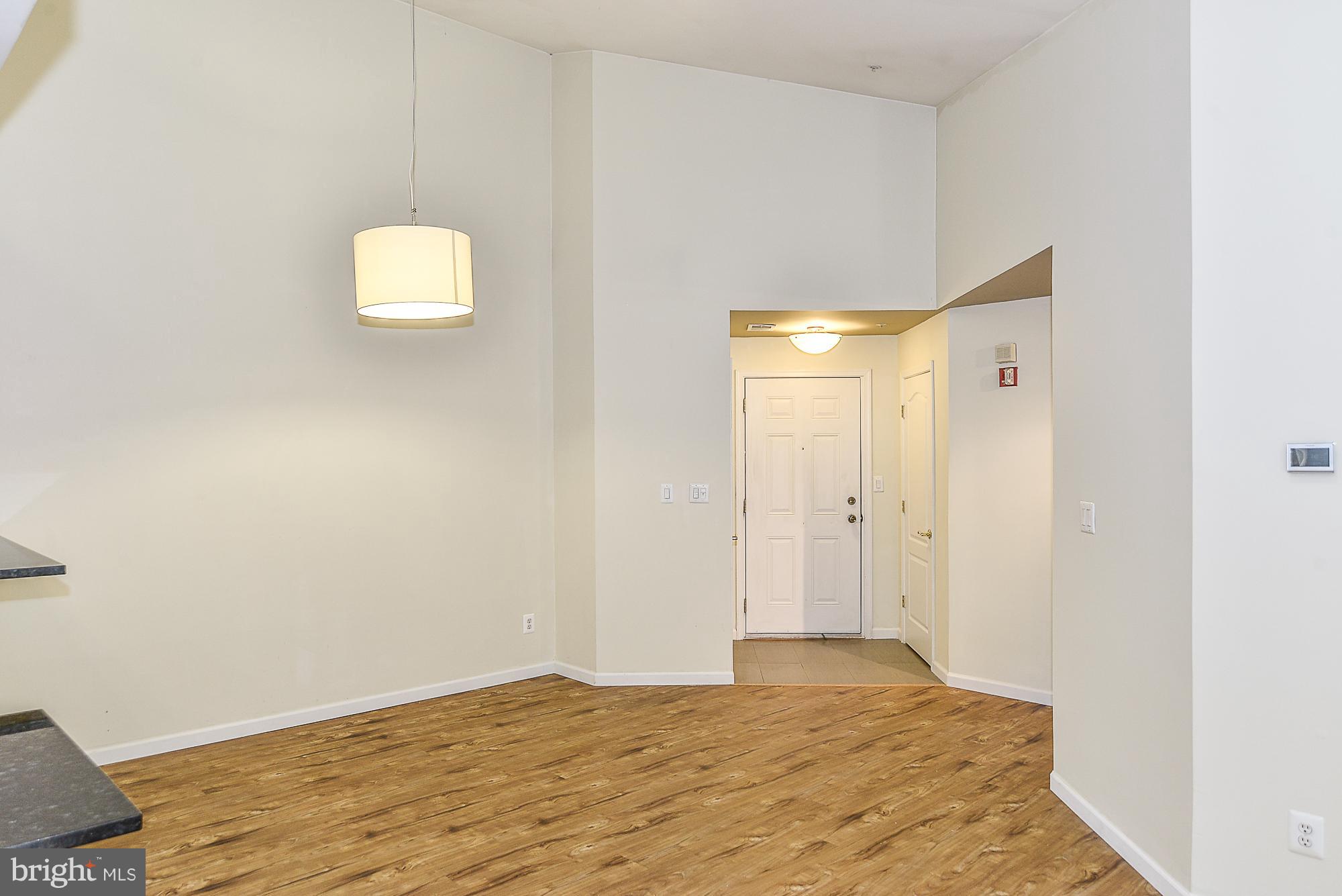 CARDINAL PLACE - Residential