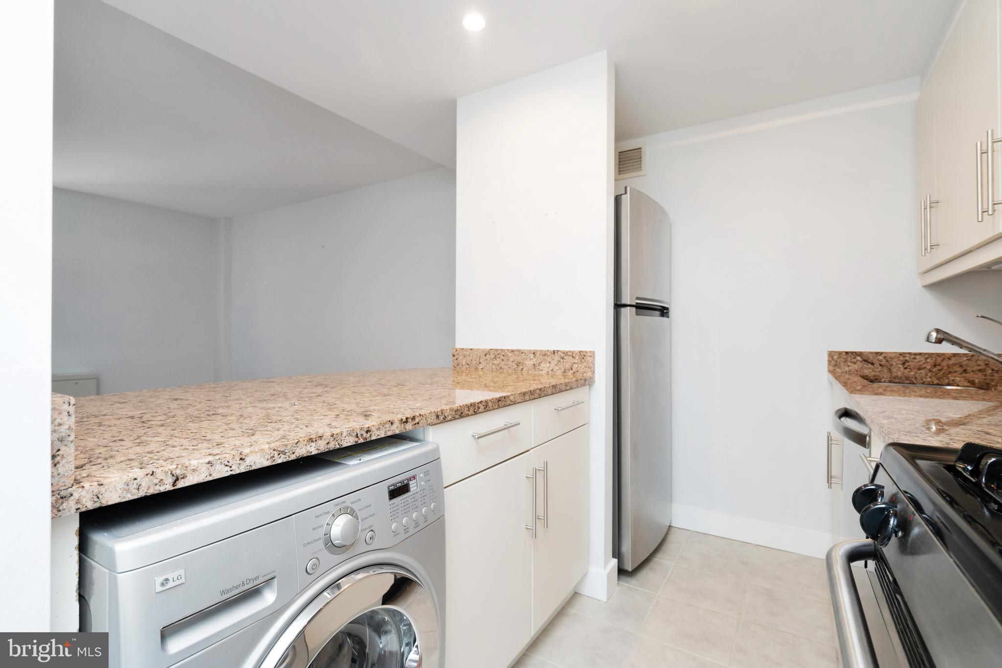 RITTENHOUSE SQUARE - Residential Lease