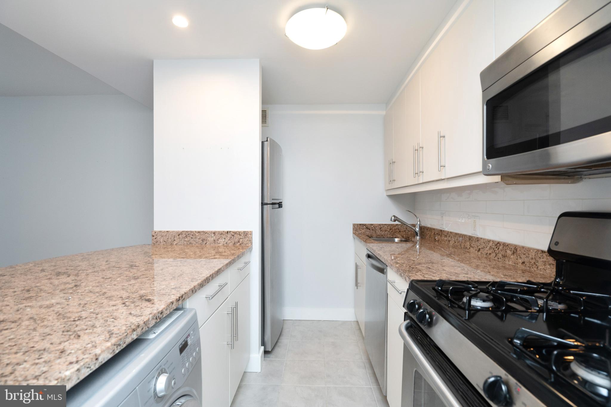 RITTENHOUSE SQUARE - Residential Lease