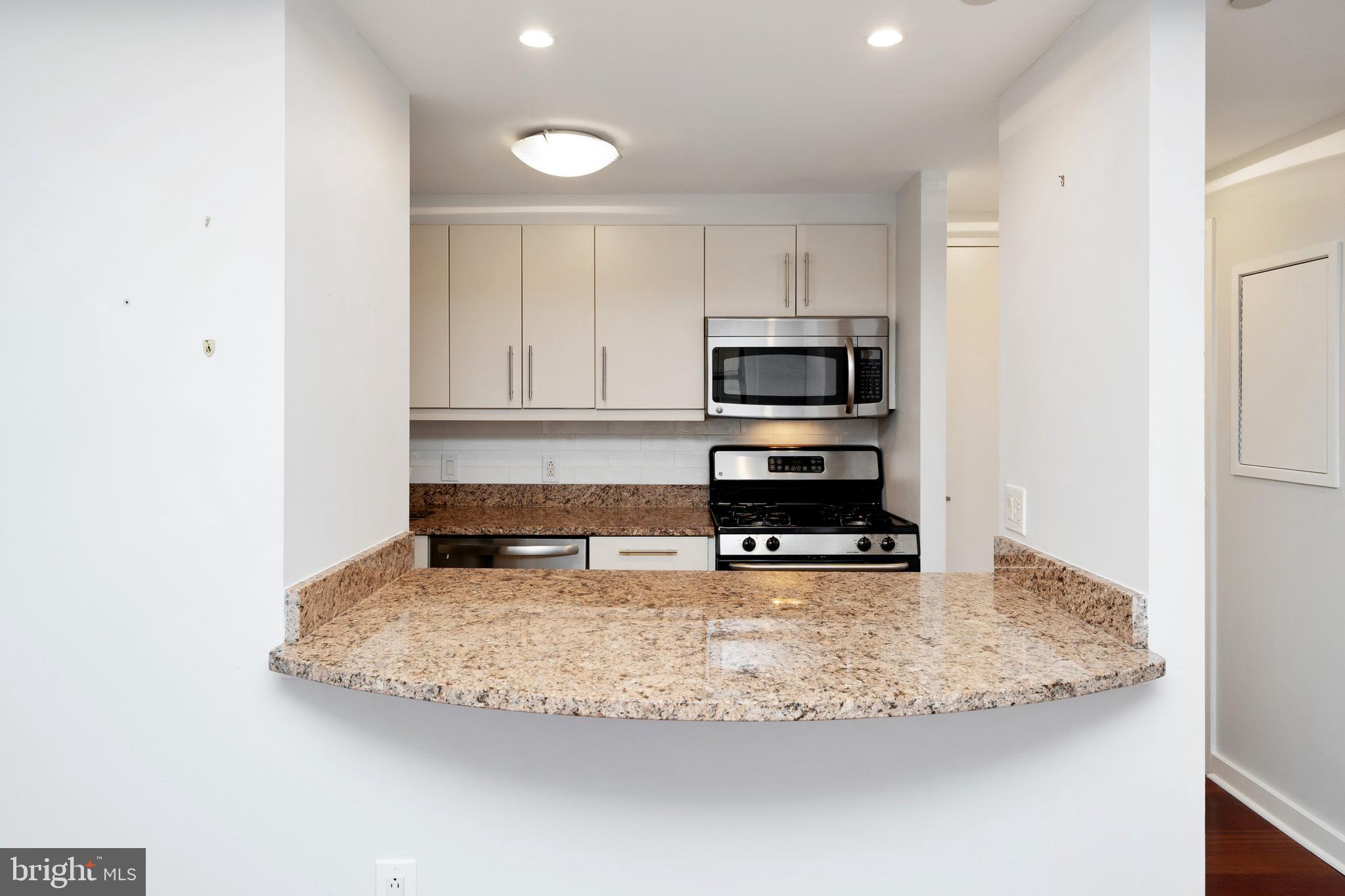 RITTENHOUSE SQUARE - Residential Lease