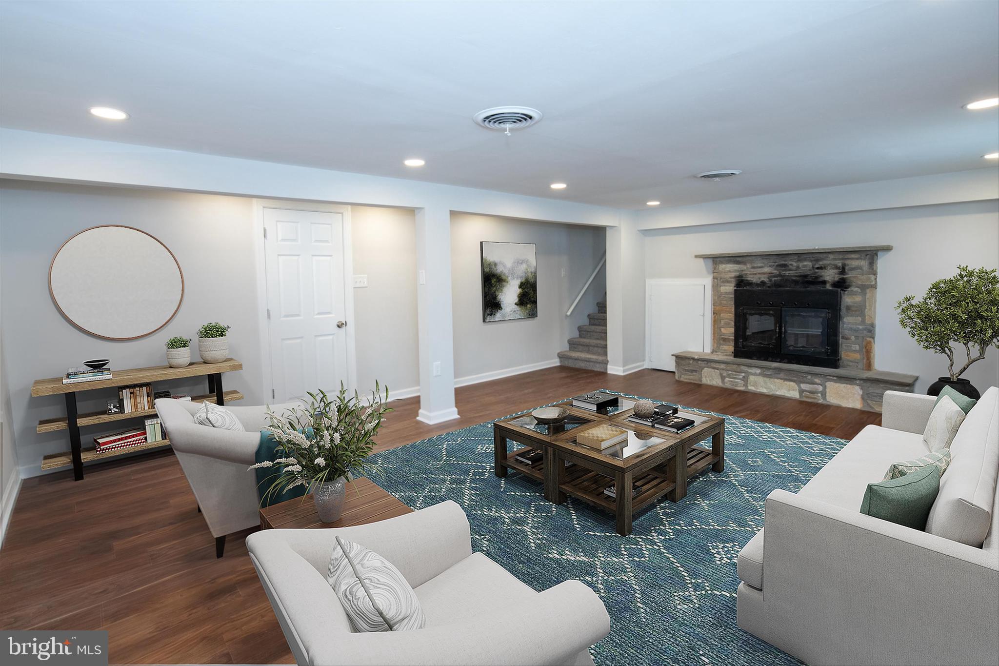 TRAYMORE MANOR - Residential