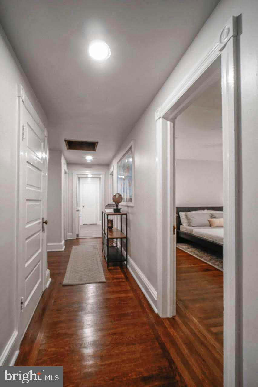 LANSDOWNE - Residential Income