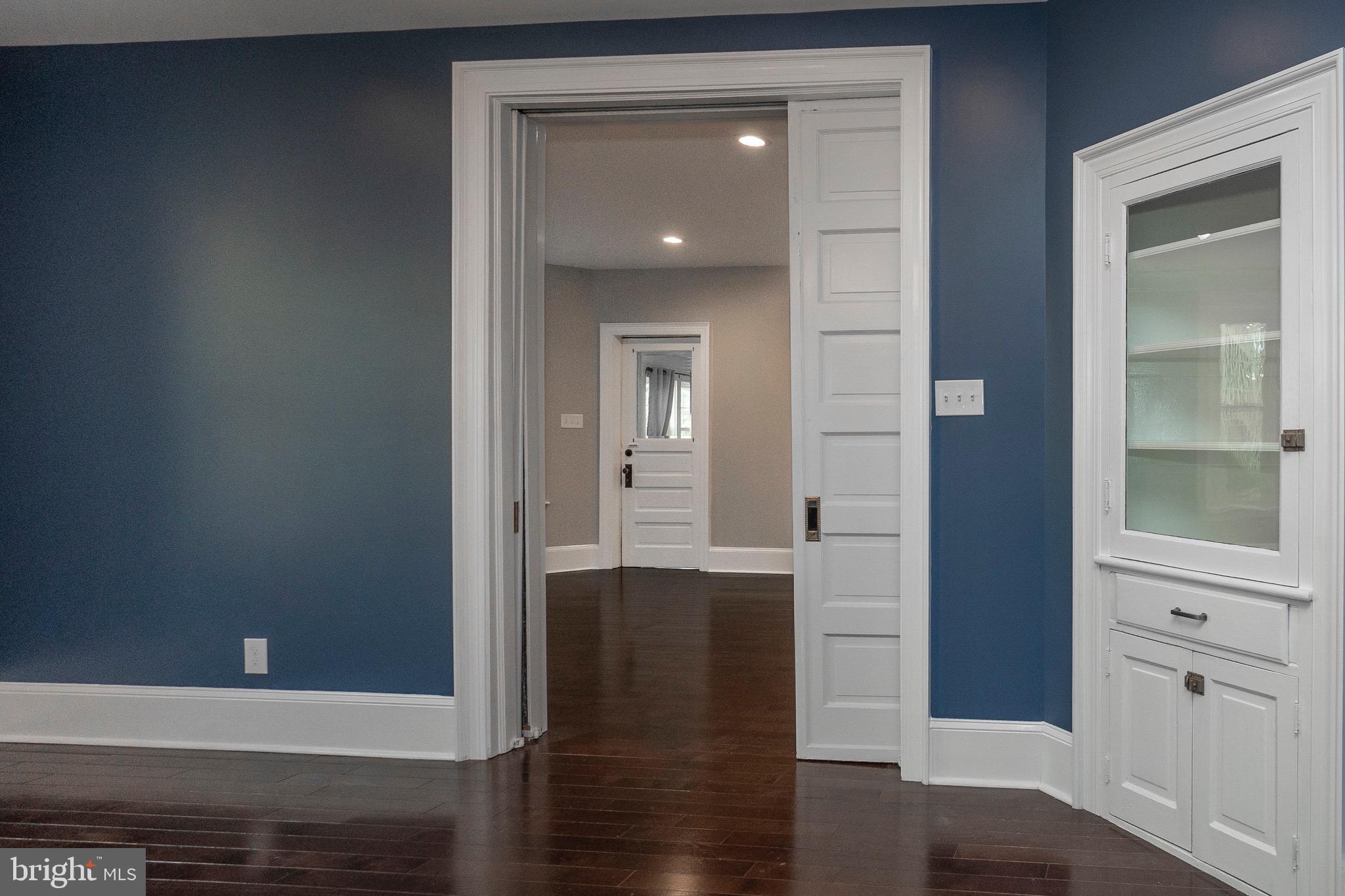 LANSDOWNE - Residential Income