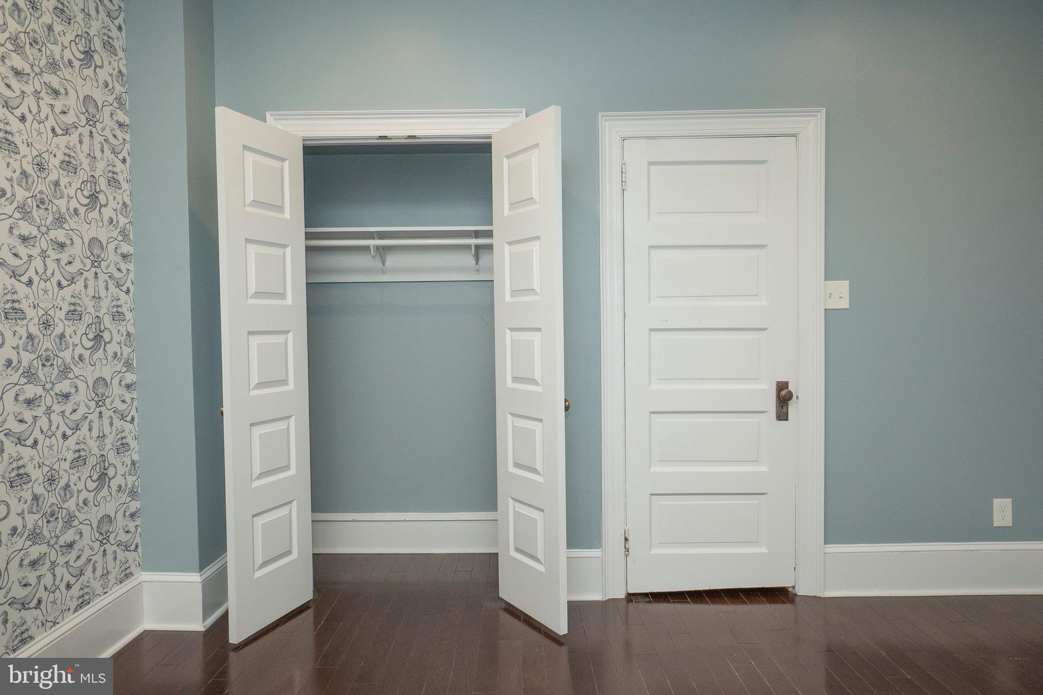 LANSDOWNE - Residential Income