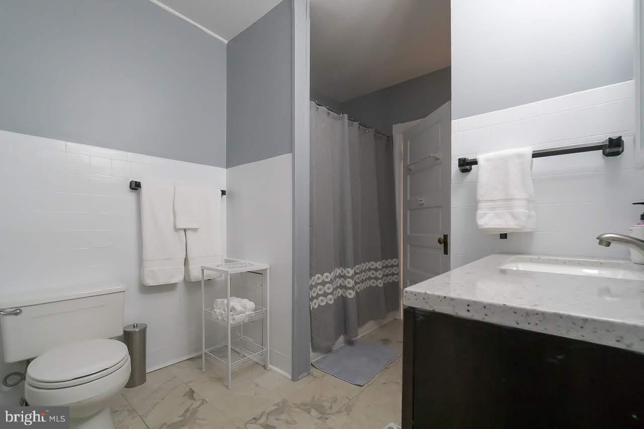 LANSDOWNE - Residential Income