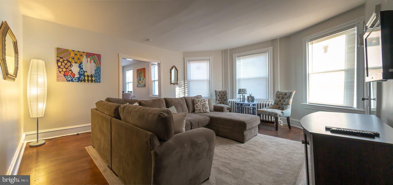 LANSDOWNE - Residential Income