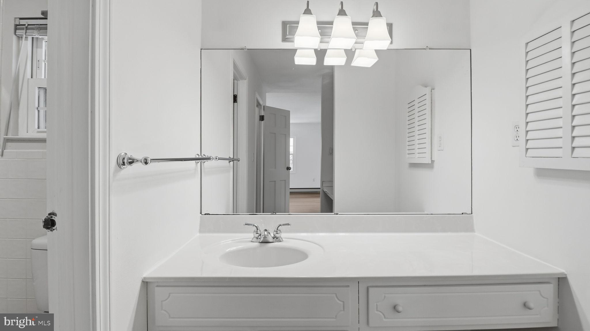 TALLYN RIDGE ESTATES - Residential