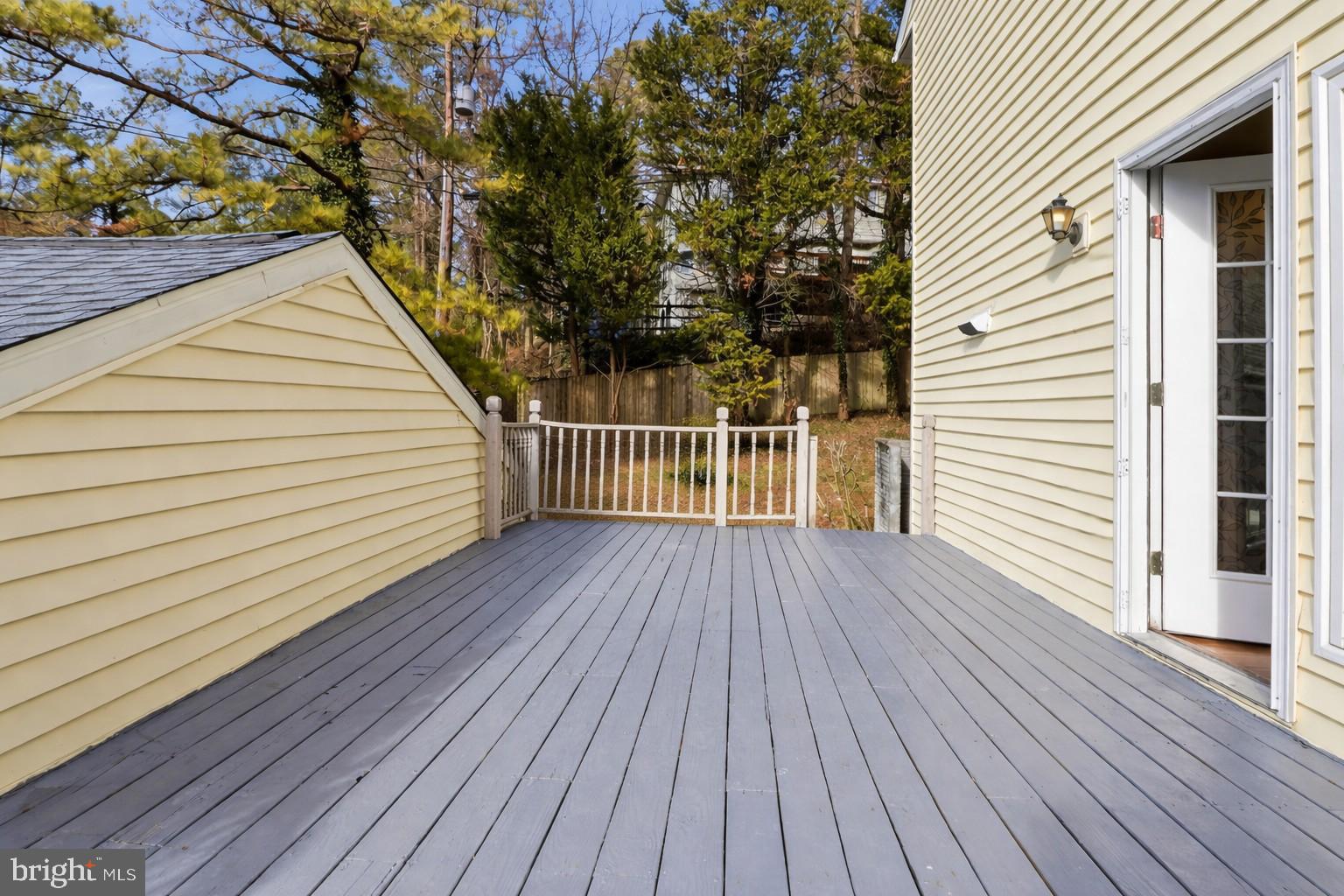 TALLYN RIDGE ESTATES - Residential