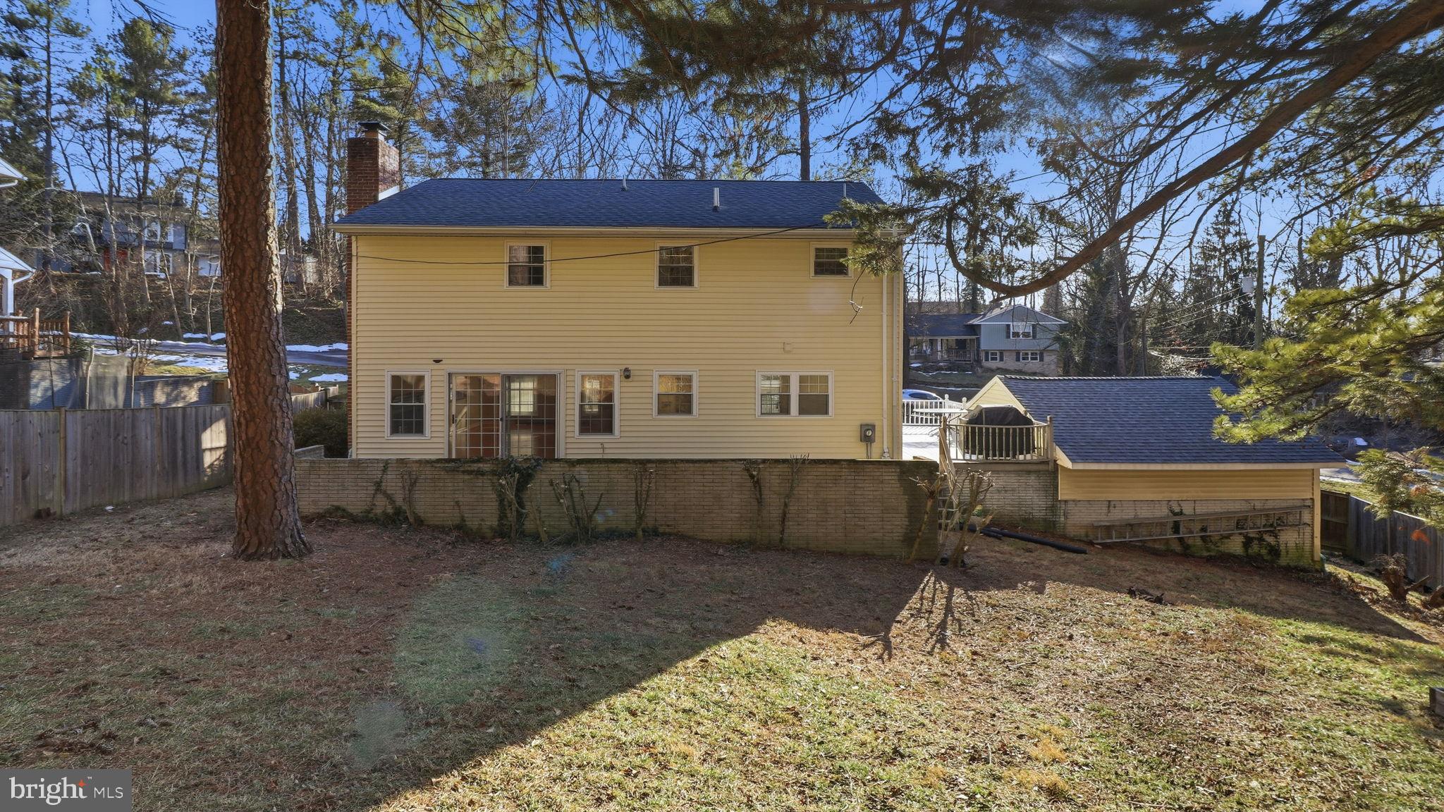 TALLYN RIDGE ESTATES - Residential