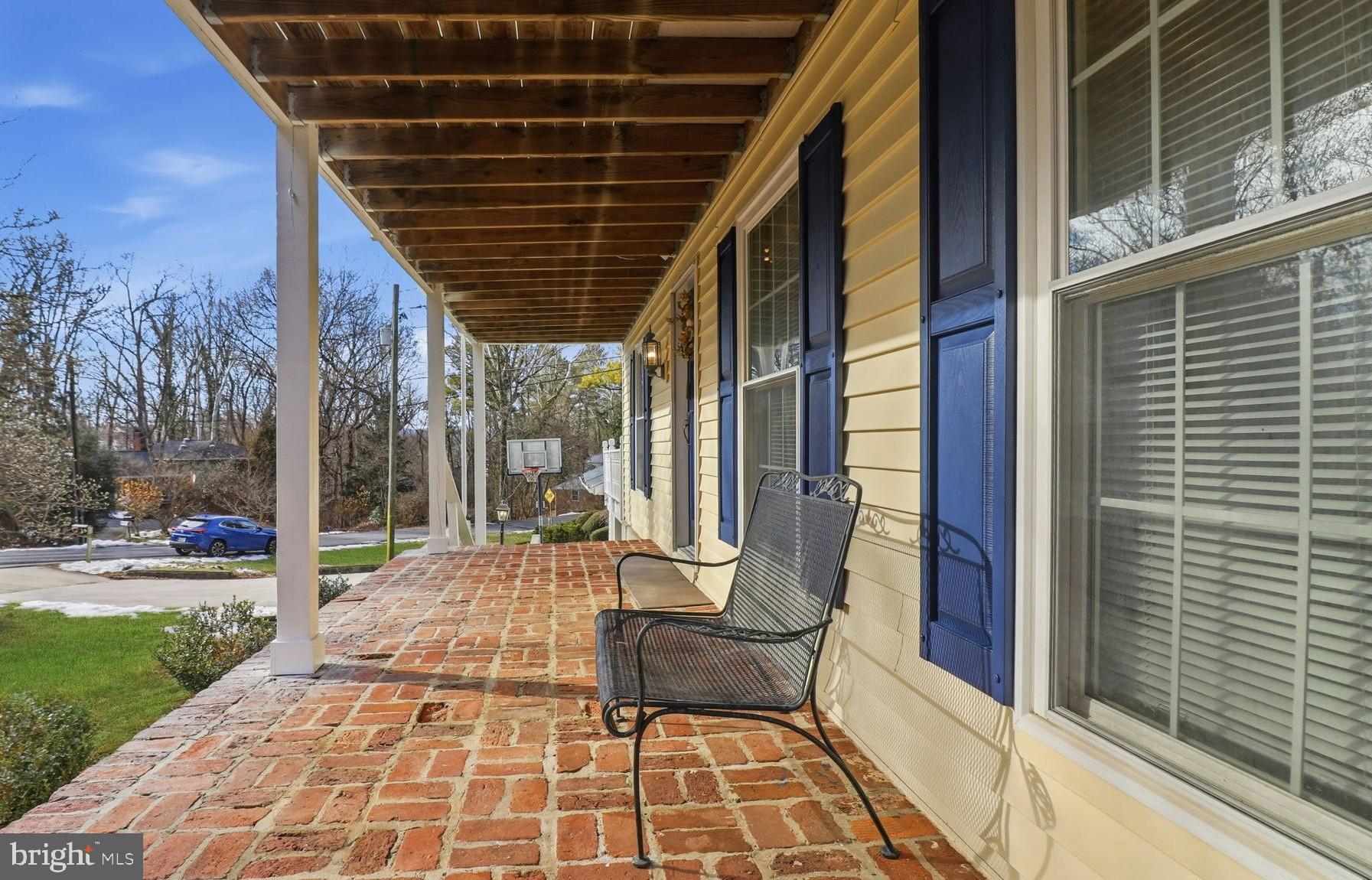 TALLYN RIDGE ESTATES - Residential