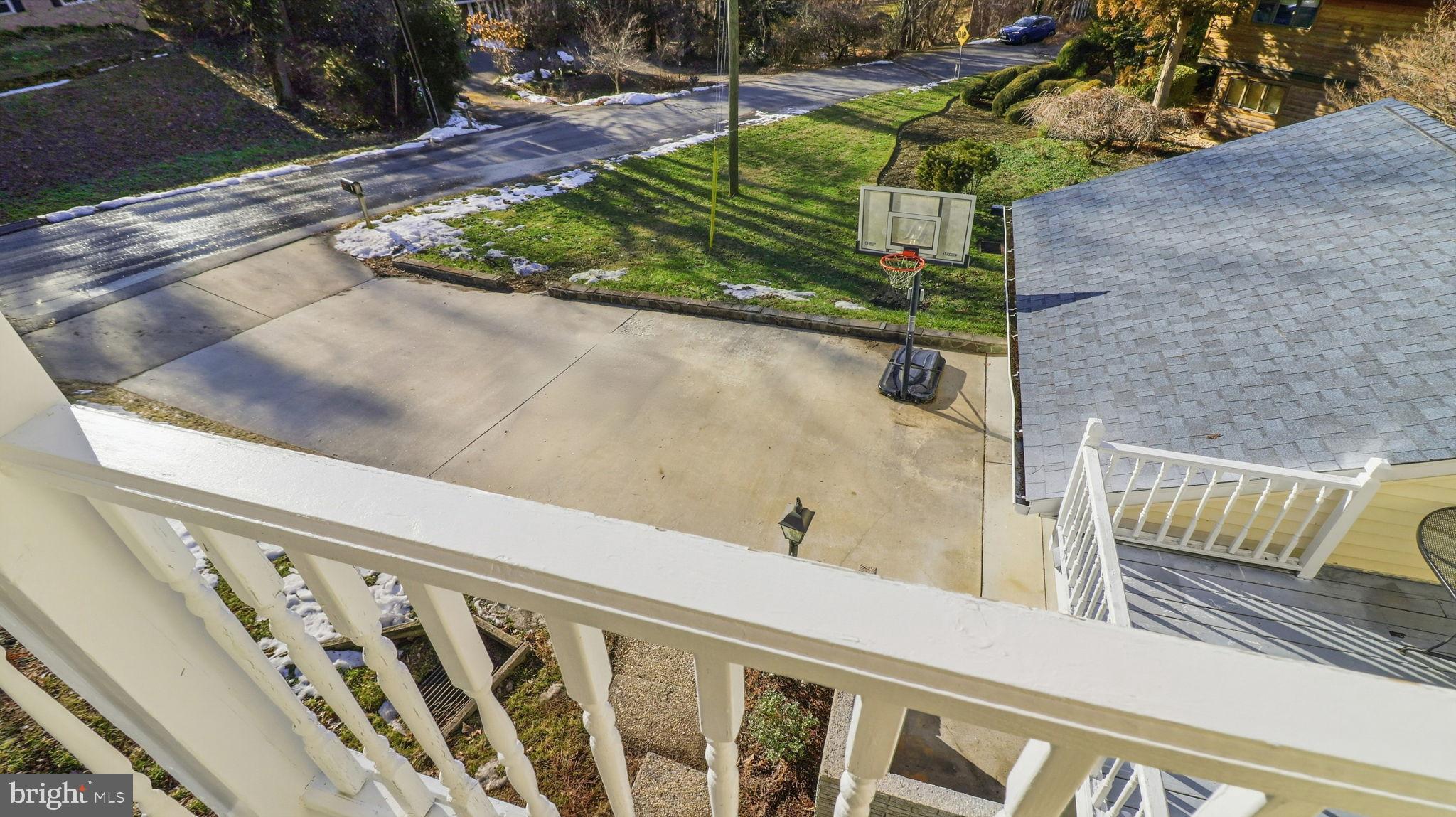 TALLYN RIDGE ESTATES - Residential