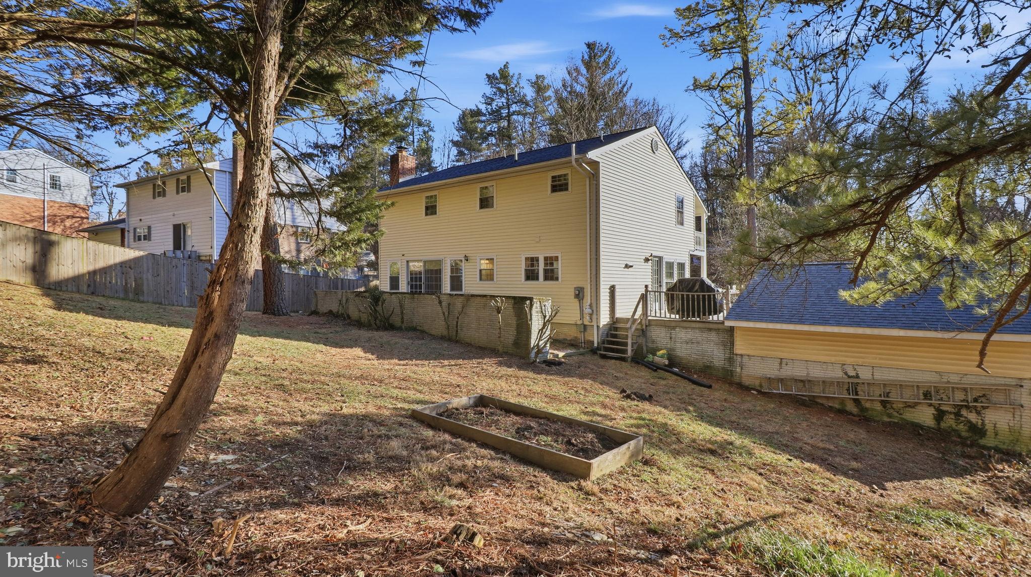 TALLYN RIDGE ESTATES - Residential