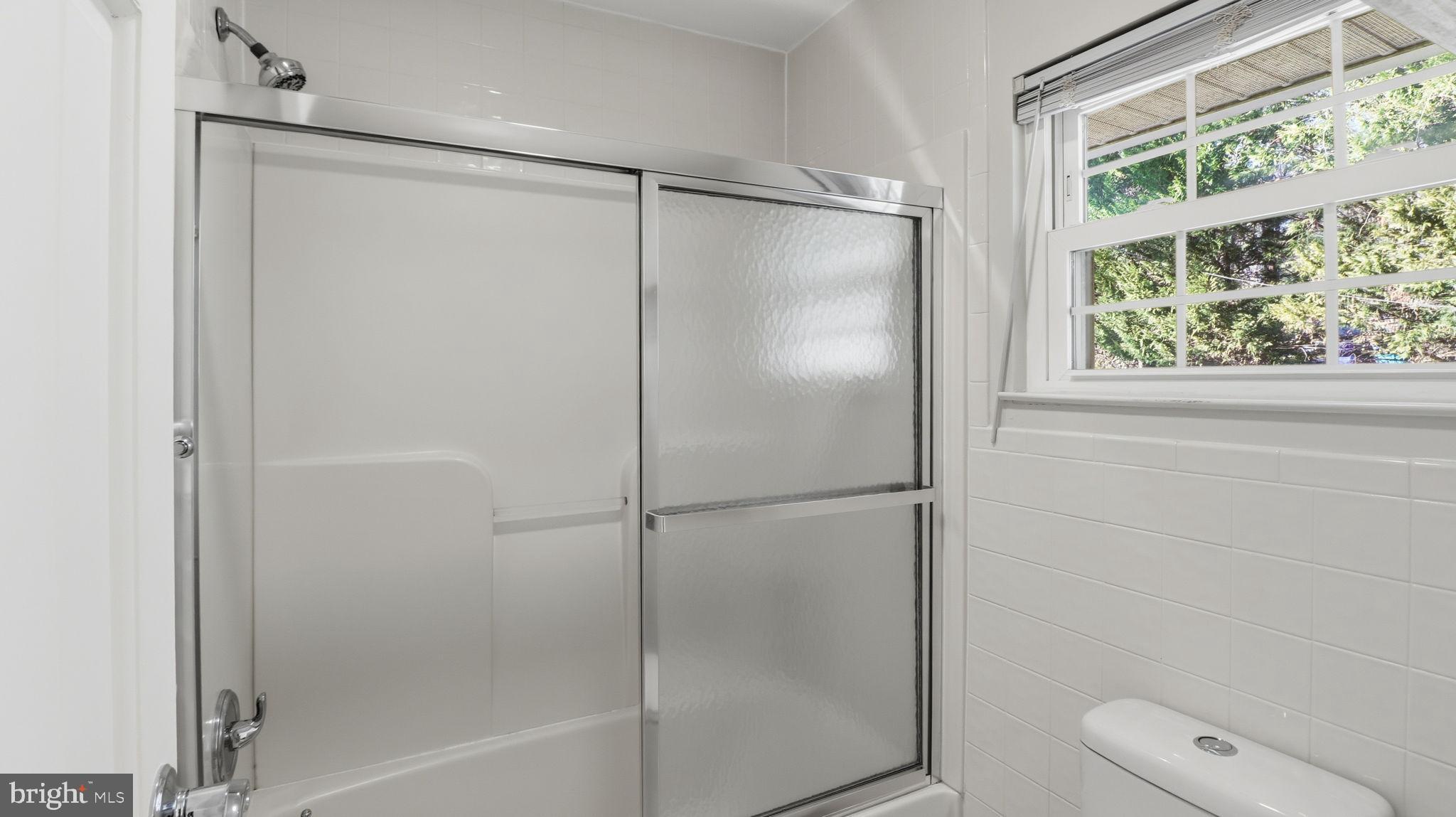 TALLYN RIDGE ESTATES - Residential