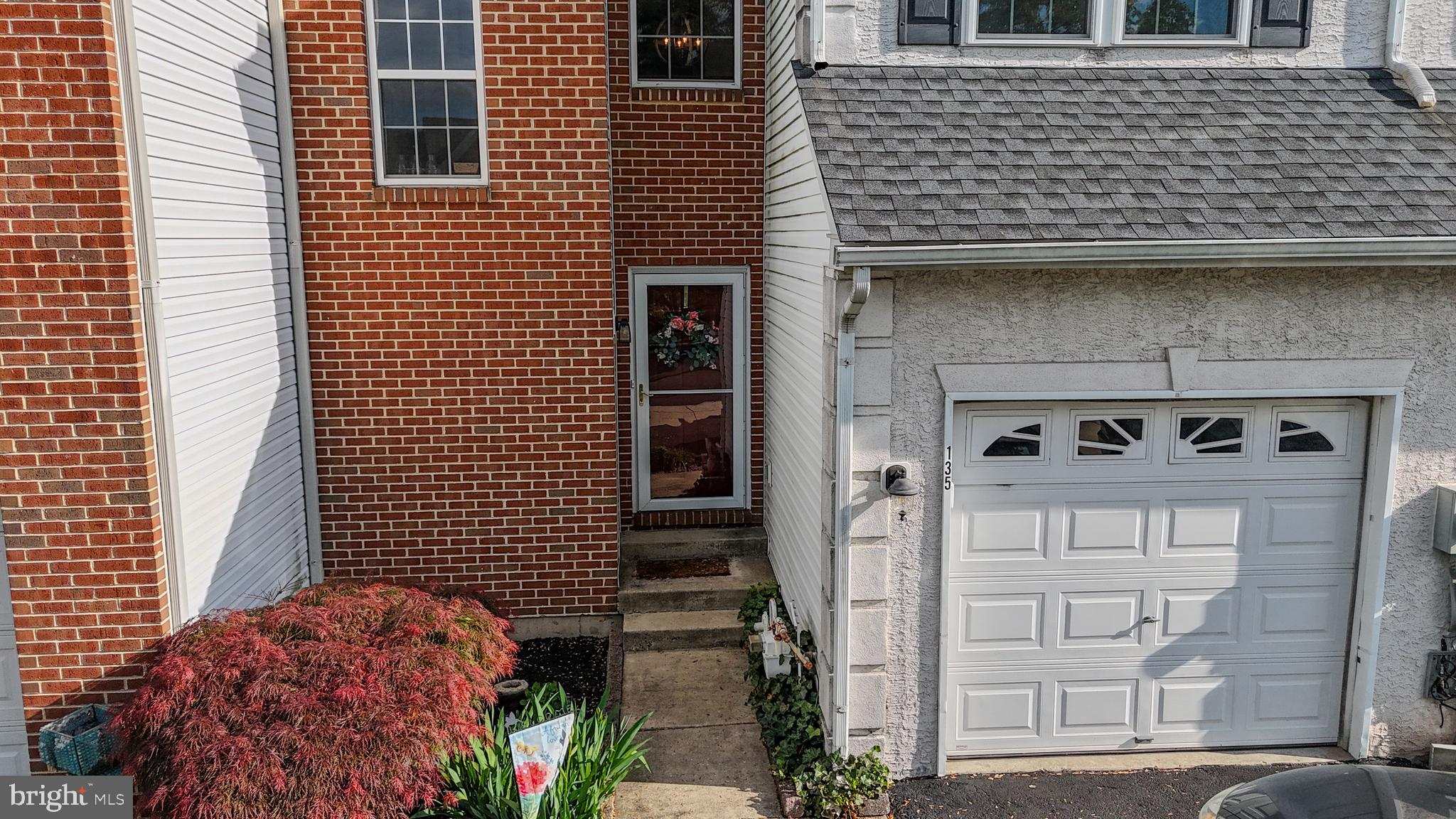 135 HAMPSHIRE DRIVE