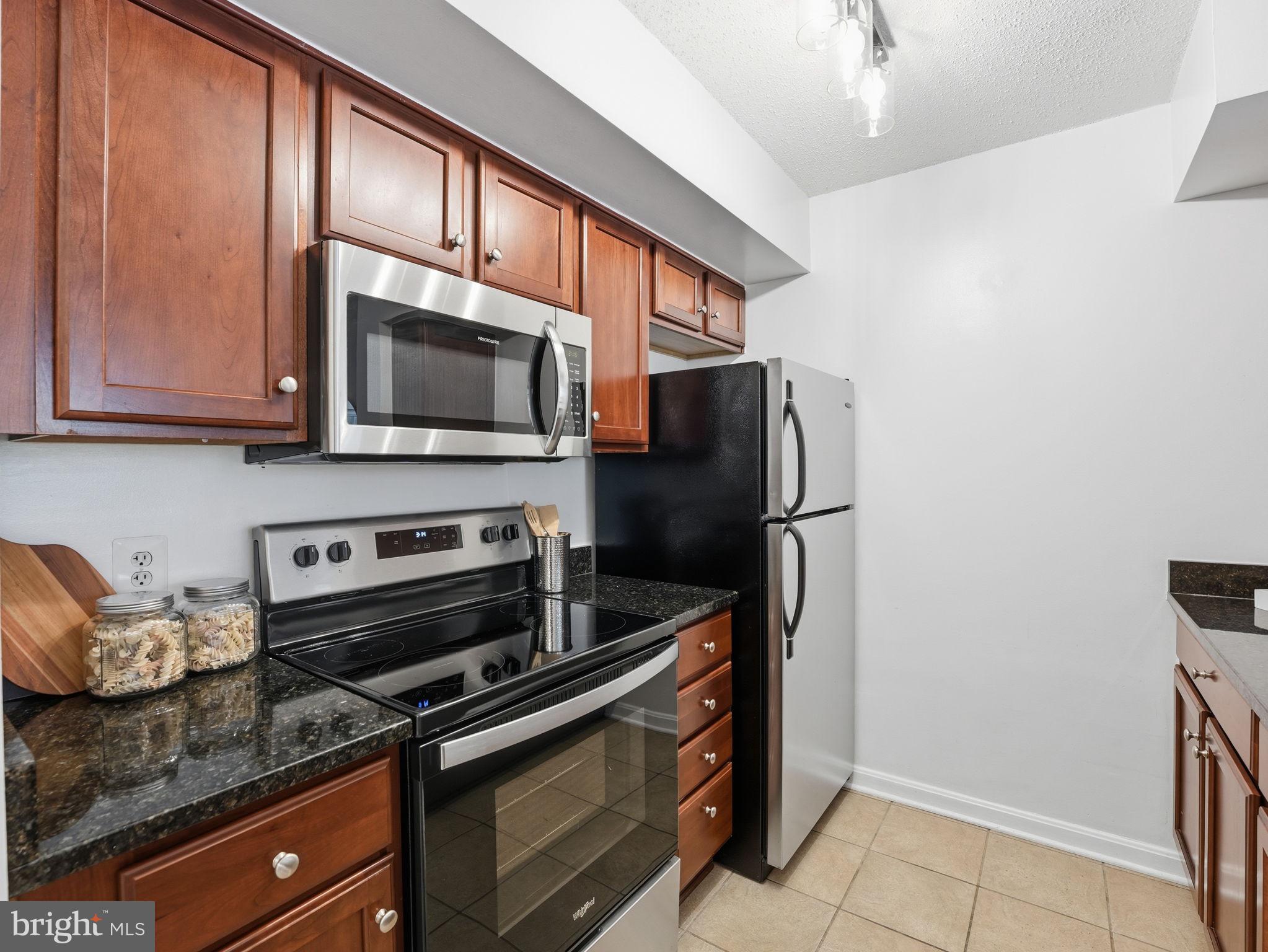 1024 N UTAH STREET 318
